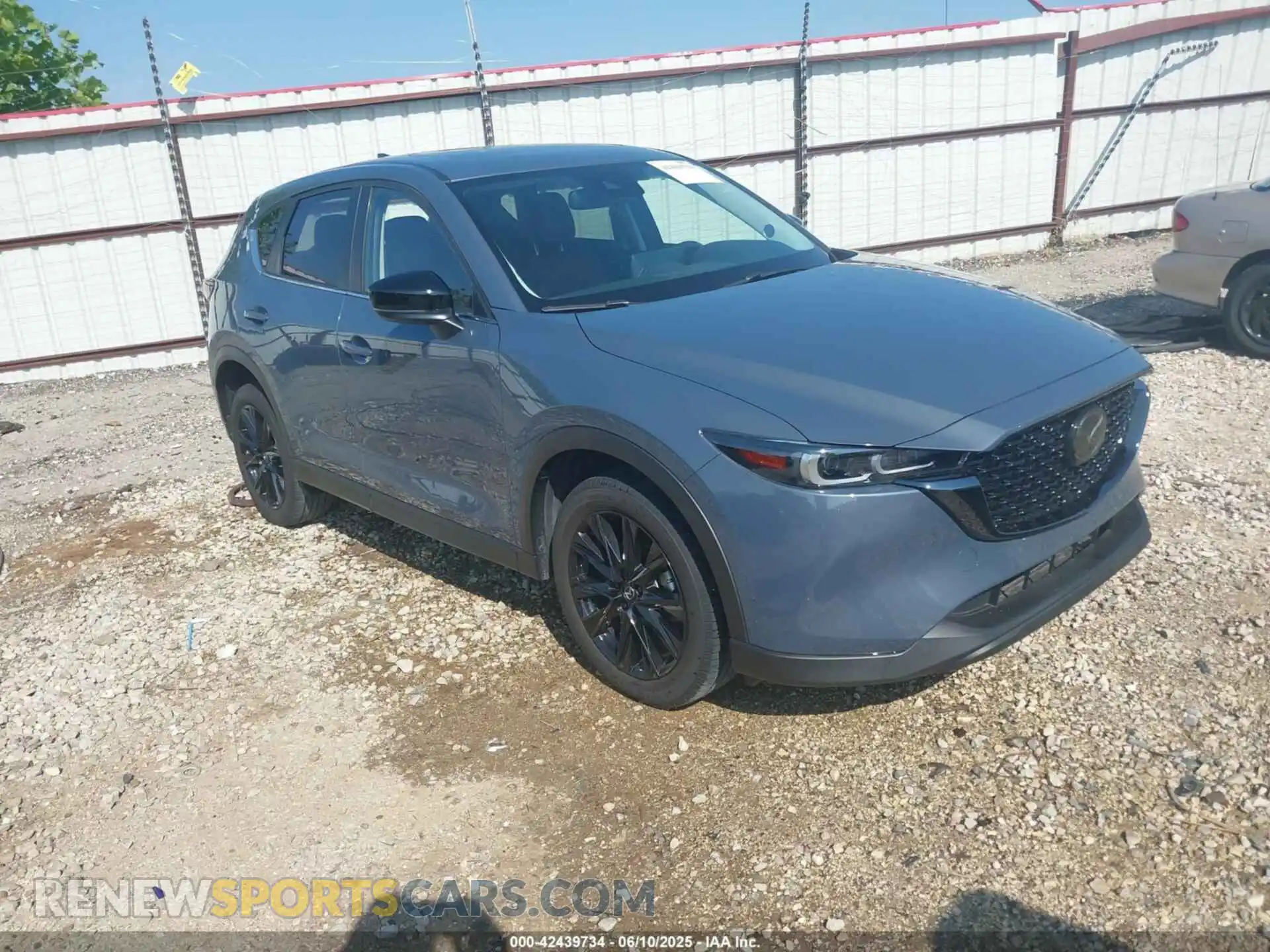 1 Фотография поврежденного автомобиля JM3KFBCM9P0211734 MAZDA CX-5 2023