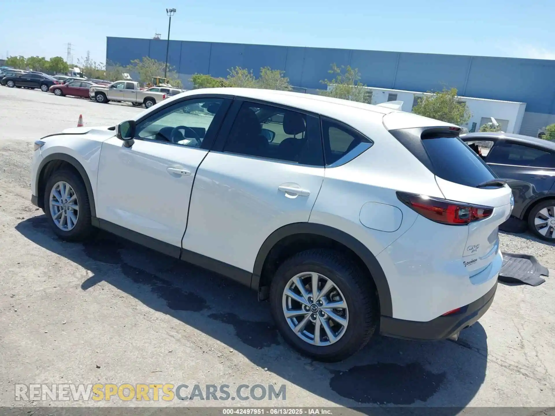 3 Photograph of a damaged car JM3KFBCM9P0286384 MAZDA CX-5 2023