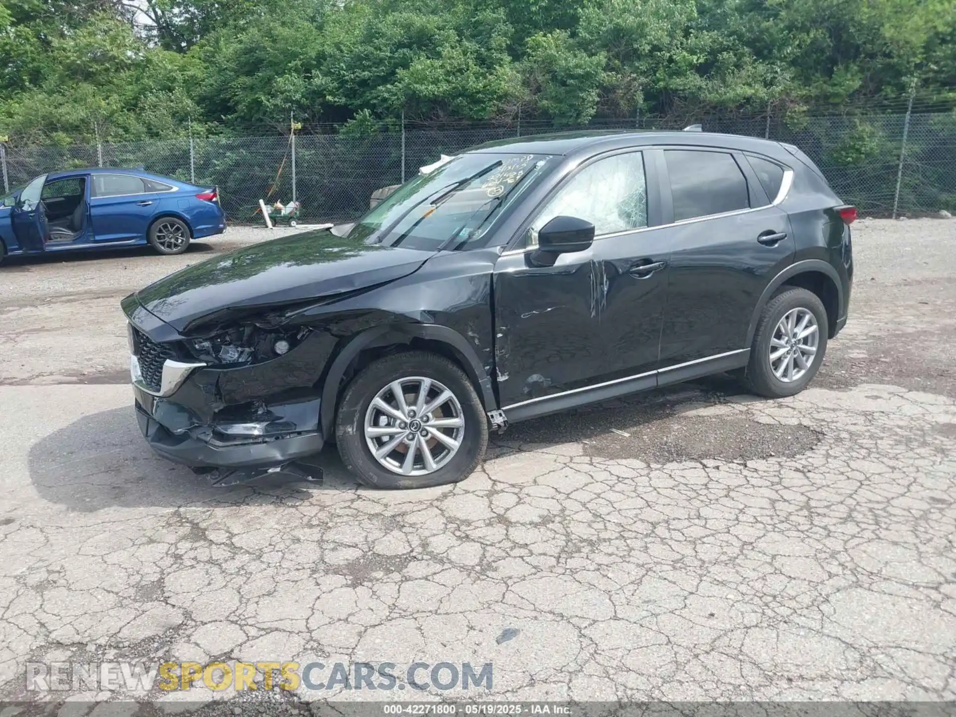 2 Photograph of a damaged car JM3KFBCMXP0271408 MAZDA CX-5 2023