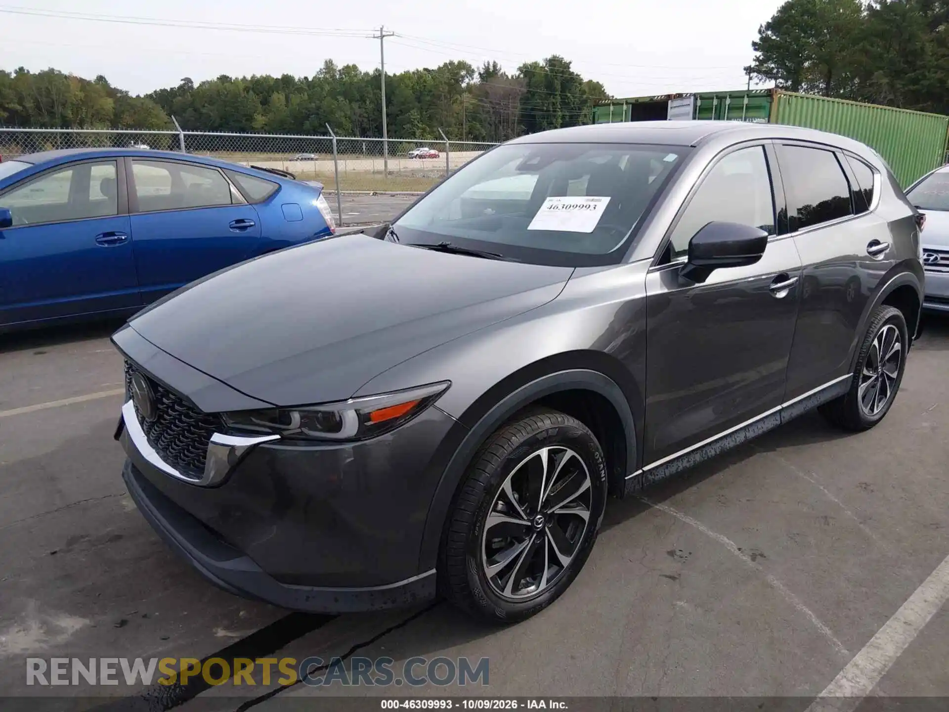 2 fotografías del automóvil dañado JM3KFBDM1P0134615 MAZDA CX-5 2023