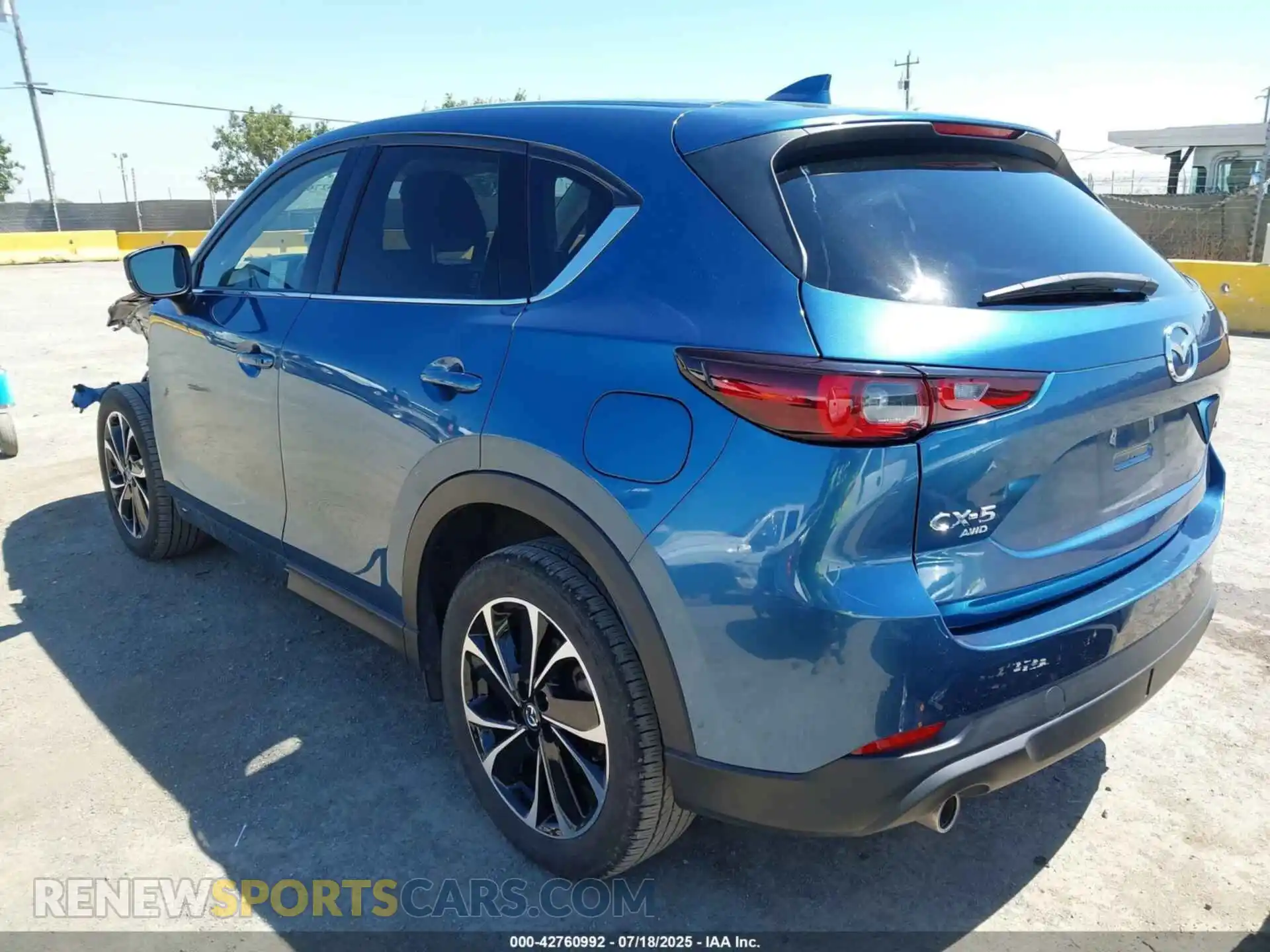 3 Photograph of a damaged car JM3KFBDM3P0197330 MAZDA CX-5 2023