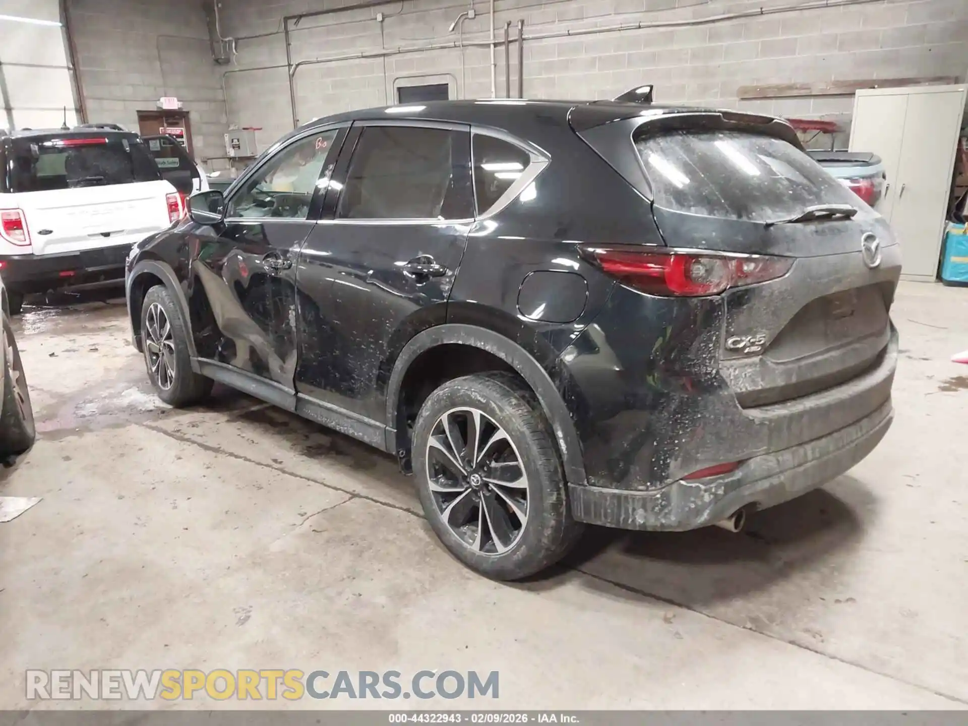 3 Photograph of a damaged car JM3KFBDM4P0118084 MAZDA CX-5 2023