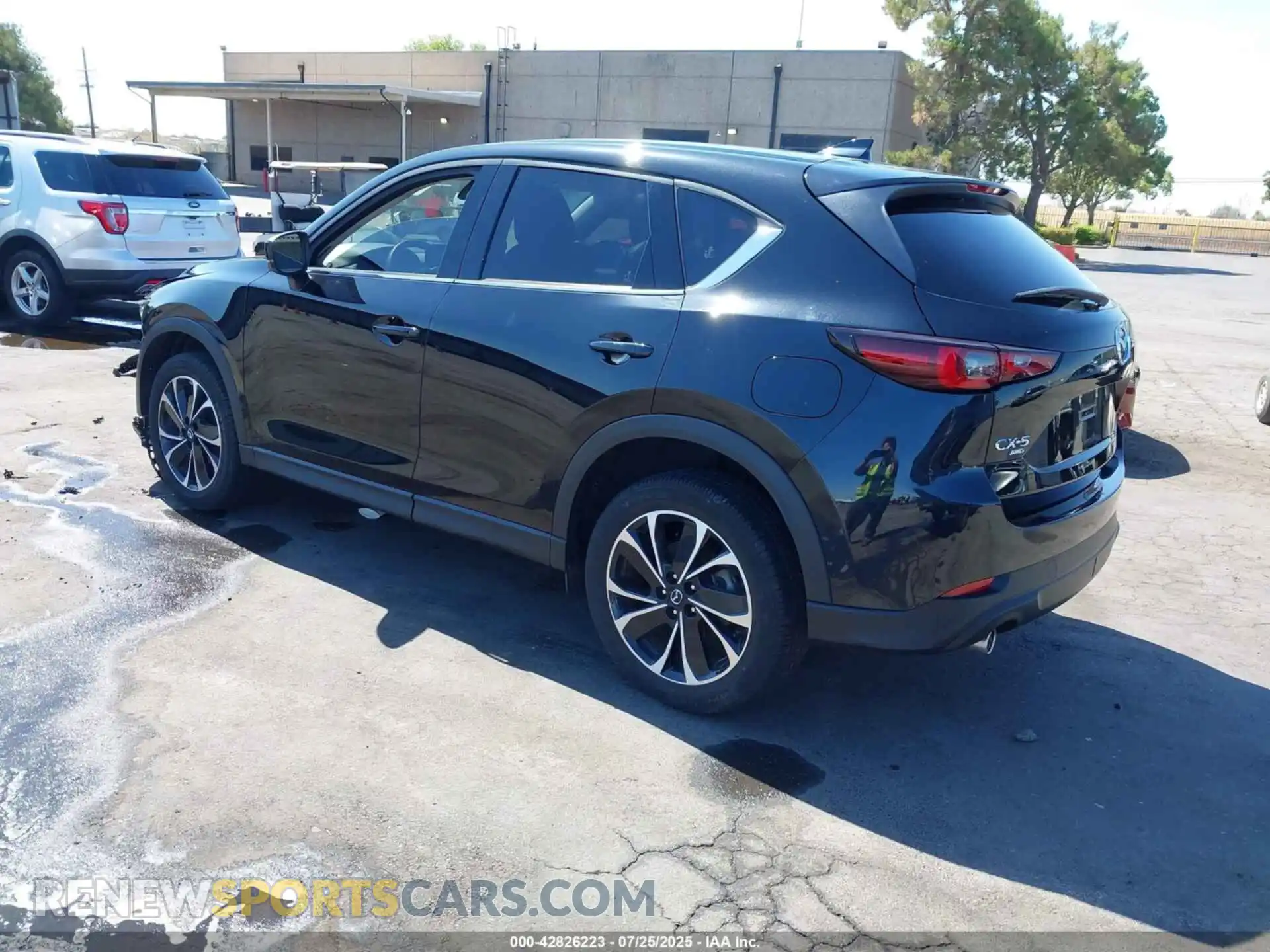 3 Photograph of a damaged car JM3KFBDM4P0184523 MAZDA CX-5 2023