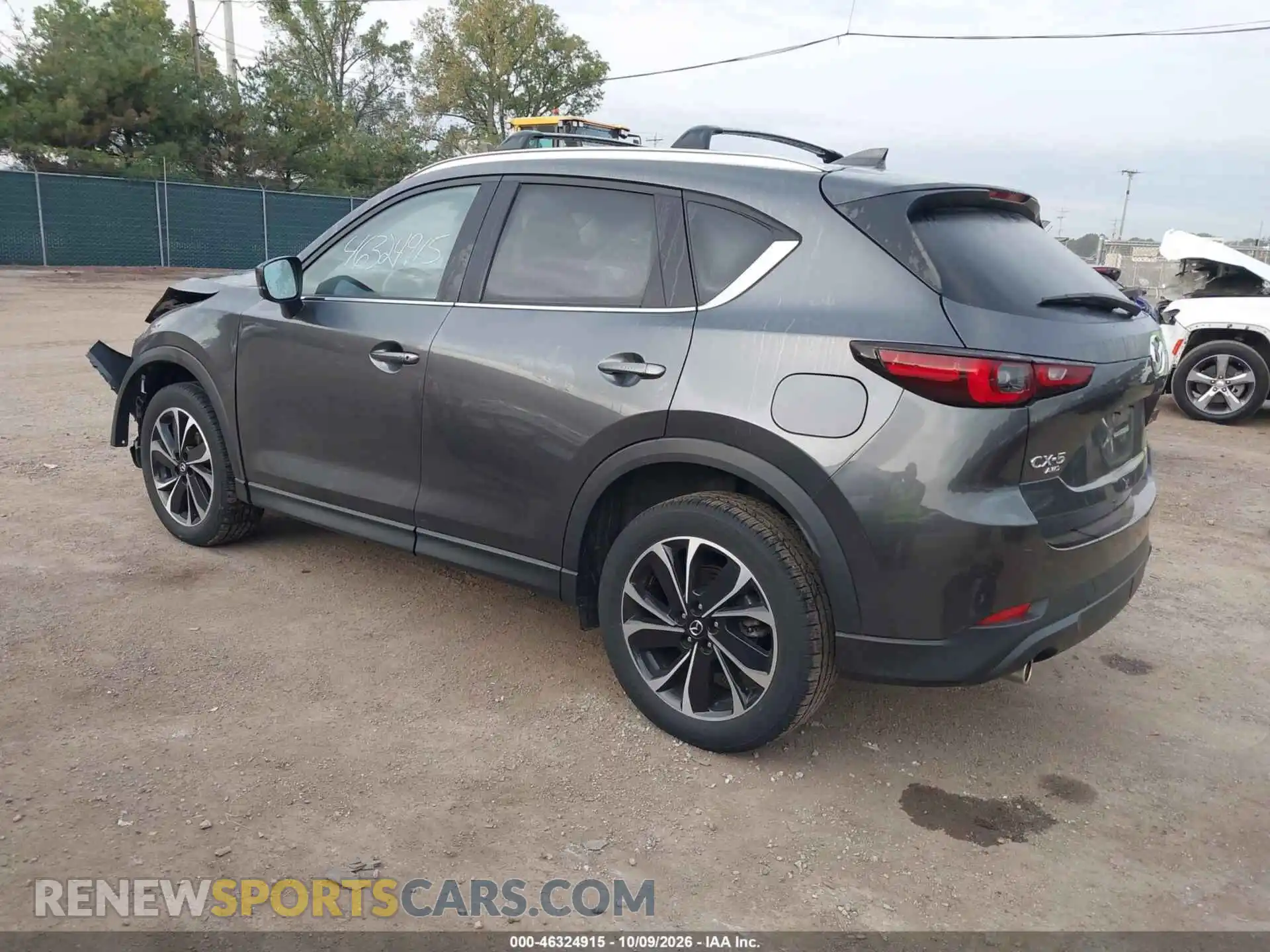 3 fotografías del automóvil dañado JM3KFBDM5P0196731 MAZDA CX-5 2023
