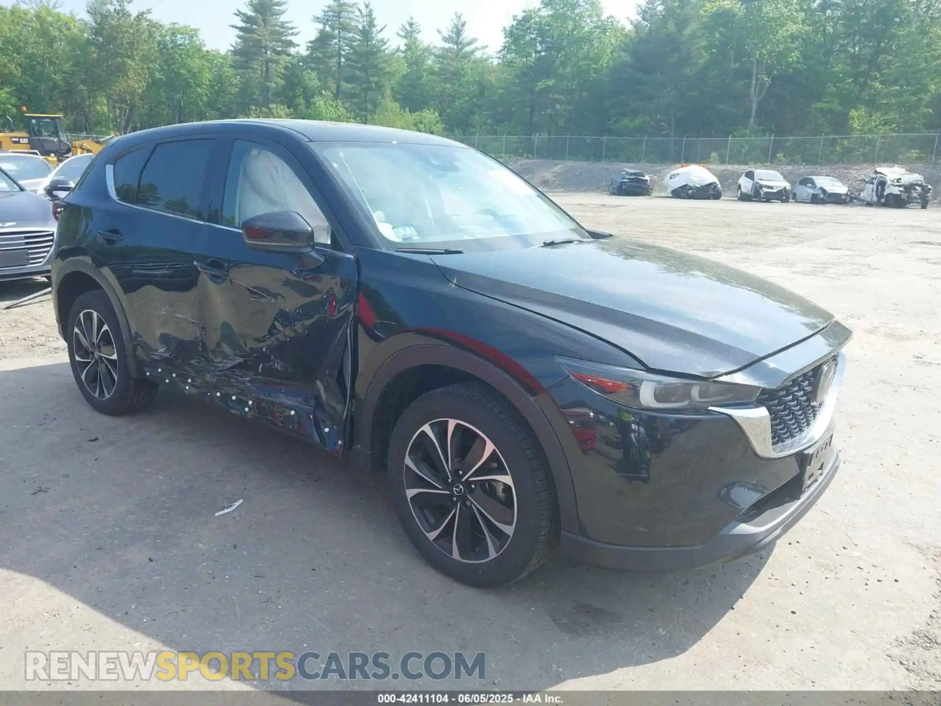 1 Photograph of a damaged car JM3KFBDMXP0112452 MAZDA CX-5 2023