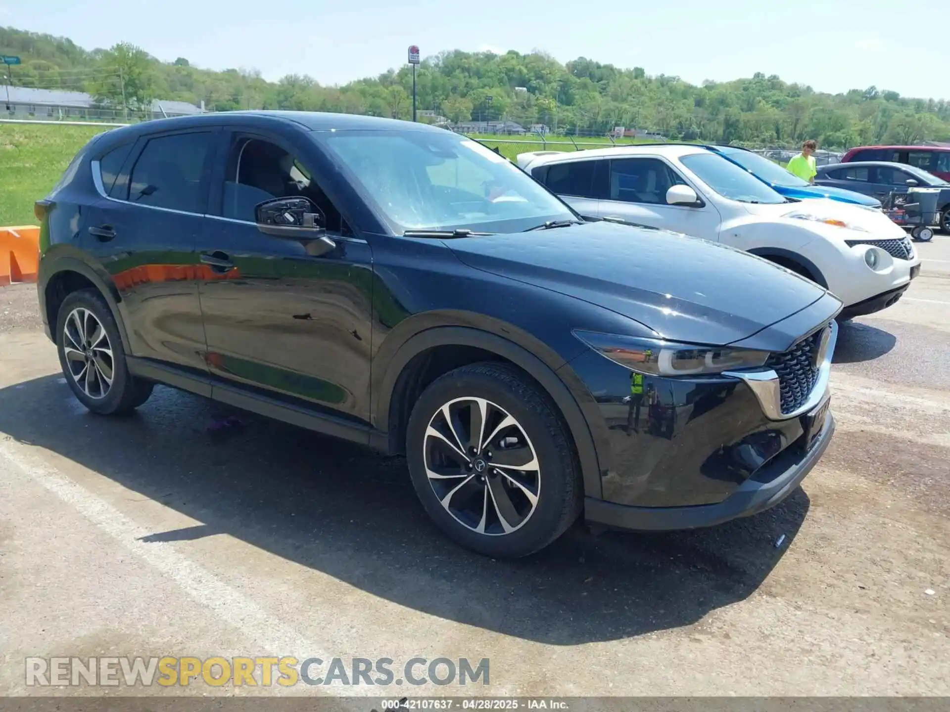 1 Photograph of a damaged car JM3KFBEM0P0201400 MAZDA CX-5 2023