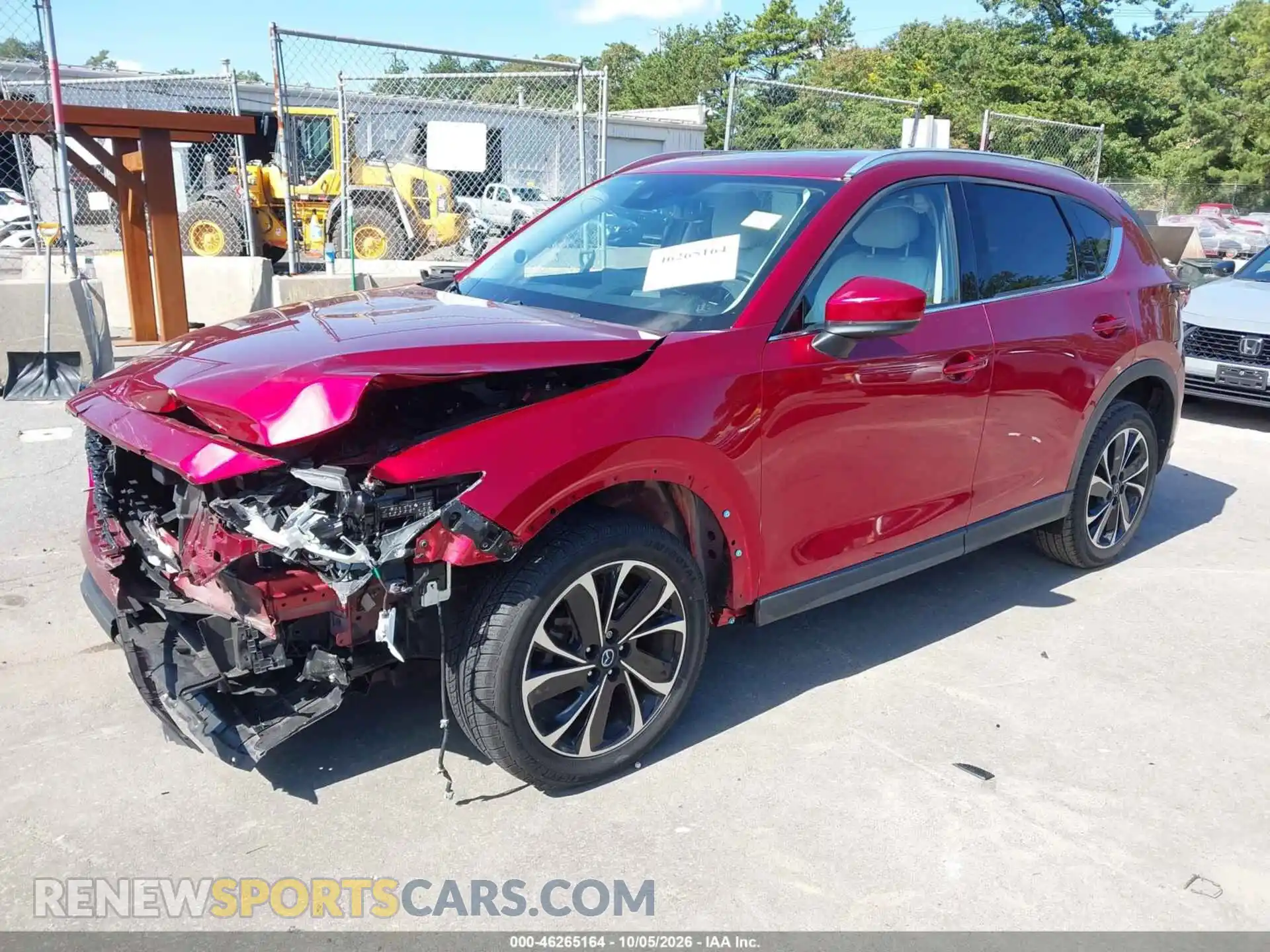 2 fotografías del automóvil dañado JM3KFBEM0P0253464 MAZDA CX-5 2023