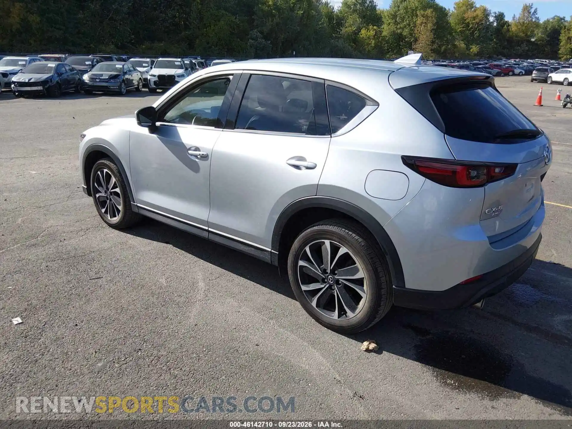 3 fotografías del automóvil dañado JM3KFBEM2P0151891 MAZDA CX-5 2023