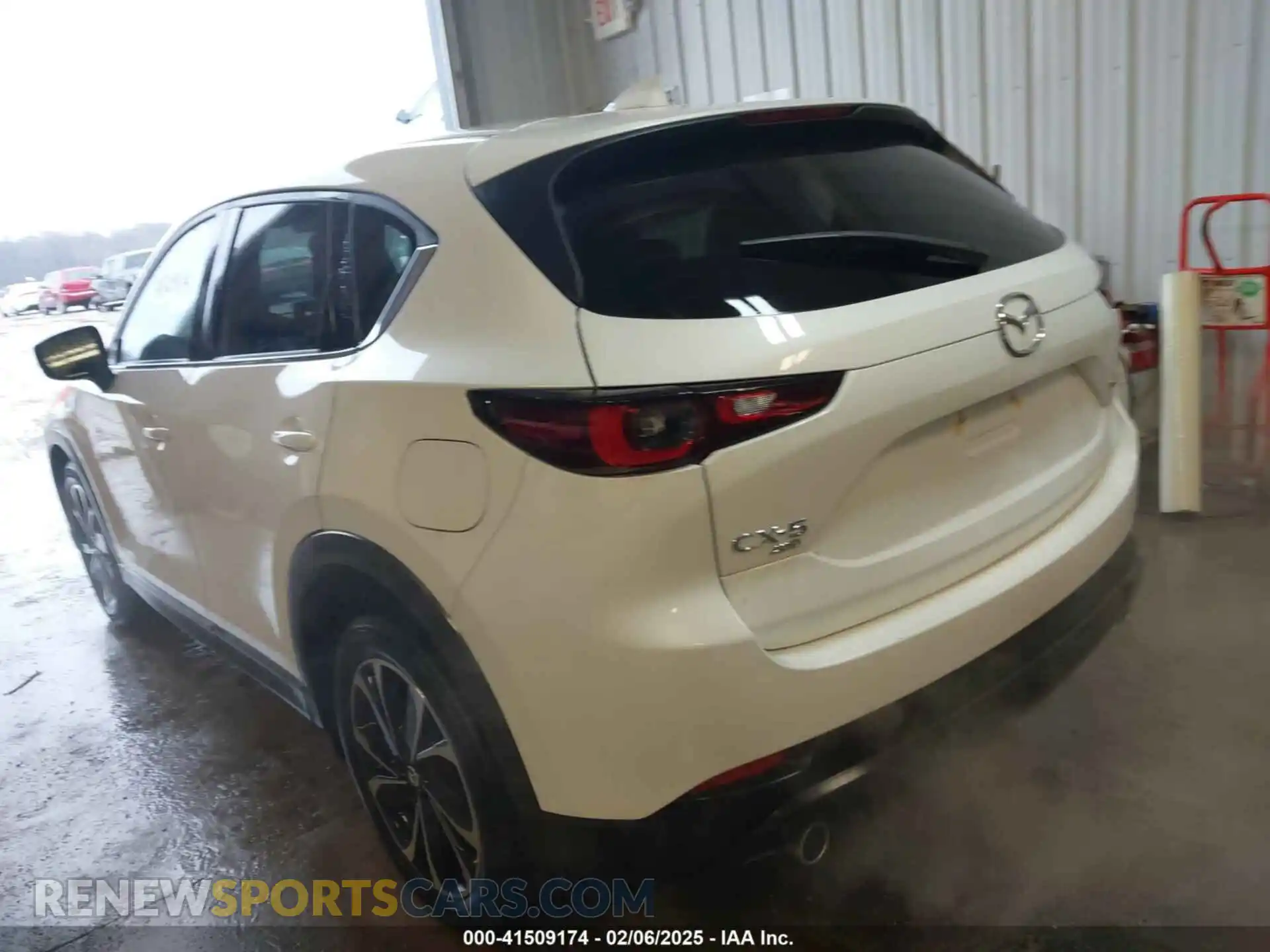 3 Photograph of a damaged car JM3KFBEM5P0258952 MAZDA CX-5 2023
