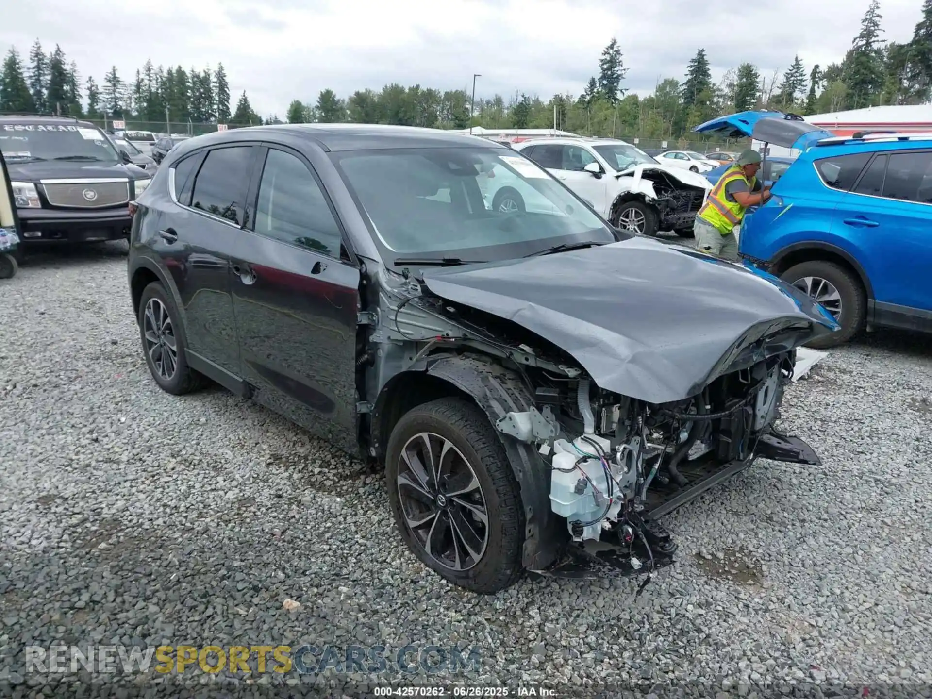 1 Photograph of a damaged car JM3KFBEM9P0286883 MAZDA CX-5 2023