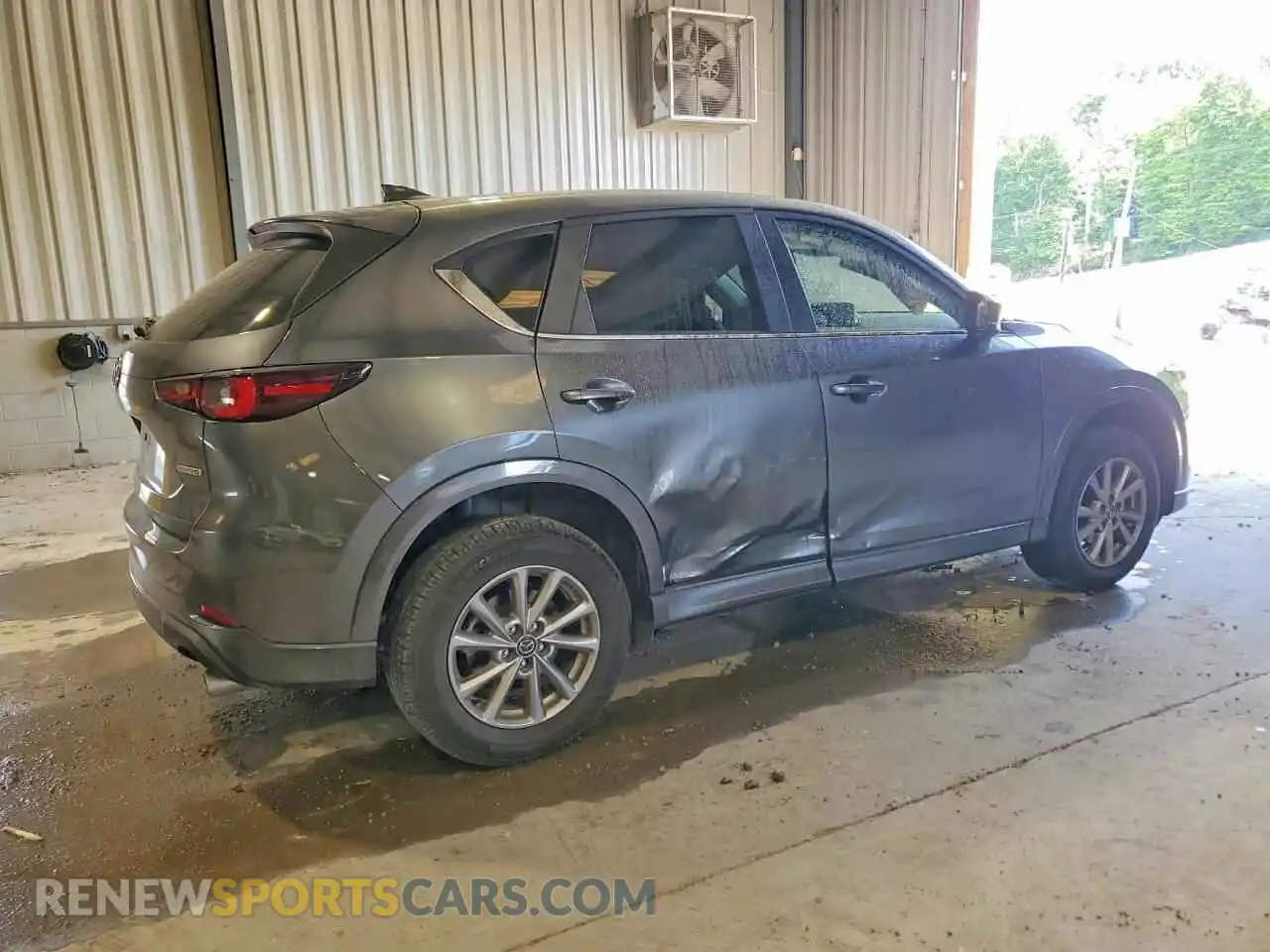 3 Photograph of a damaged car JM3KFBBL3R0475866 MAZDA CX-5 2024