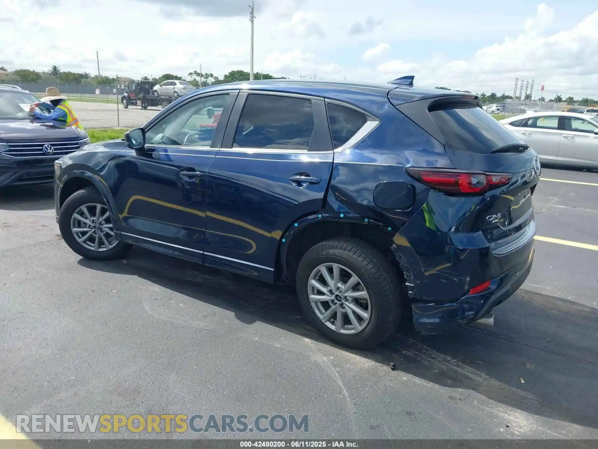 3 Photograph of a damaged car JM3KFBBL3R0500409 MAZDA CX-5 2024