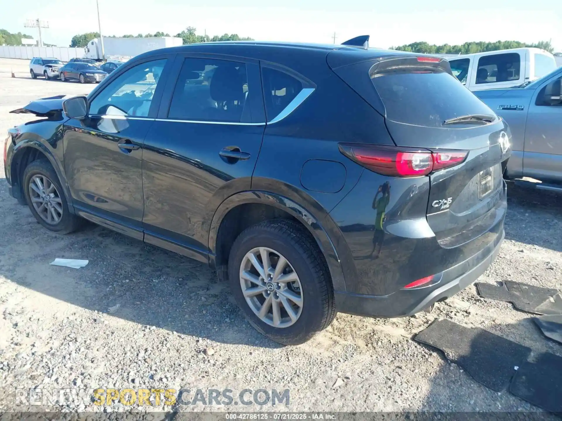 3 fotografías del automóvil dañado JM3KFBBL9R0462524 MAZDA CX-5 2024