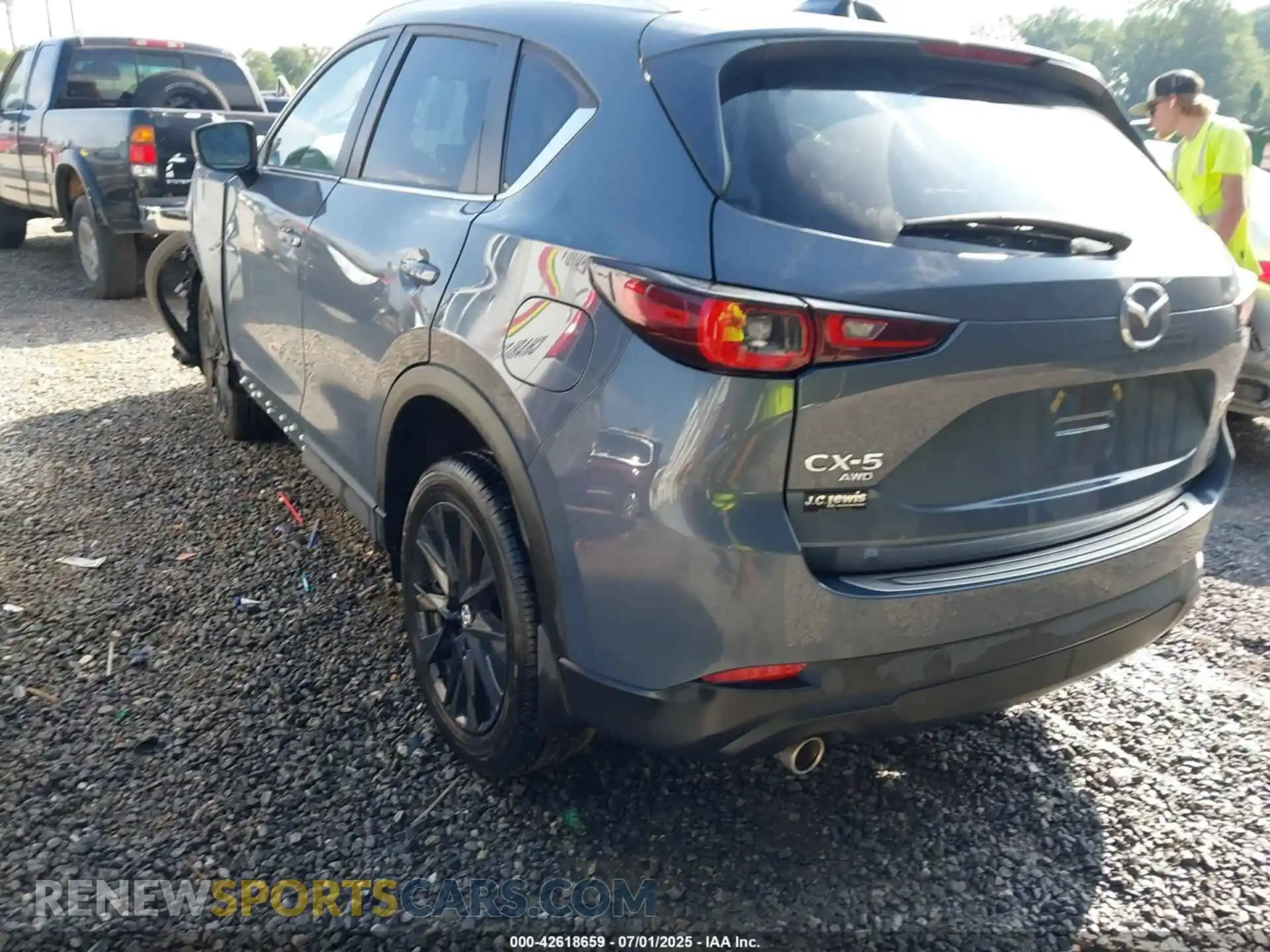 3 Photograph of a damaged car JM3KFBCL0R0469957 MAZDA CX-5 2024