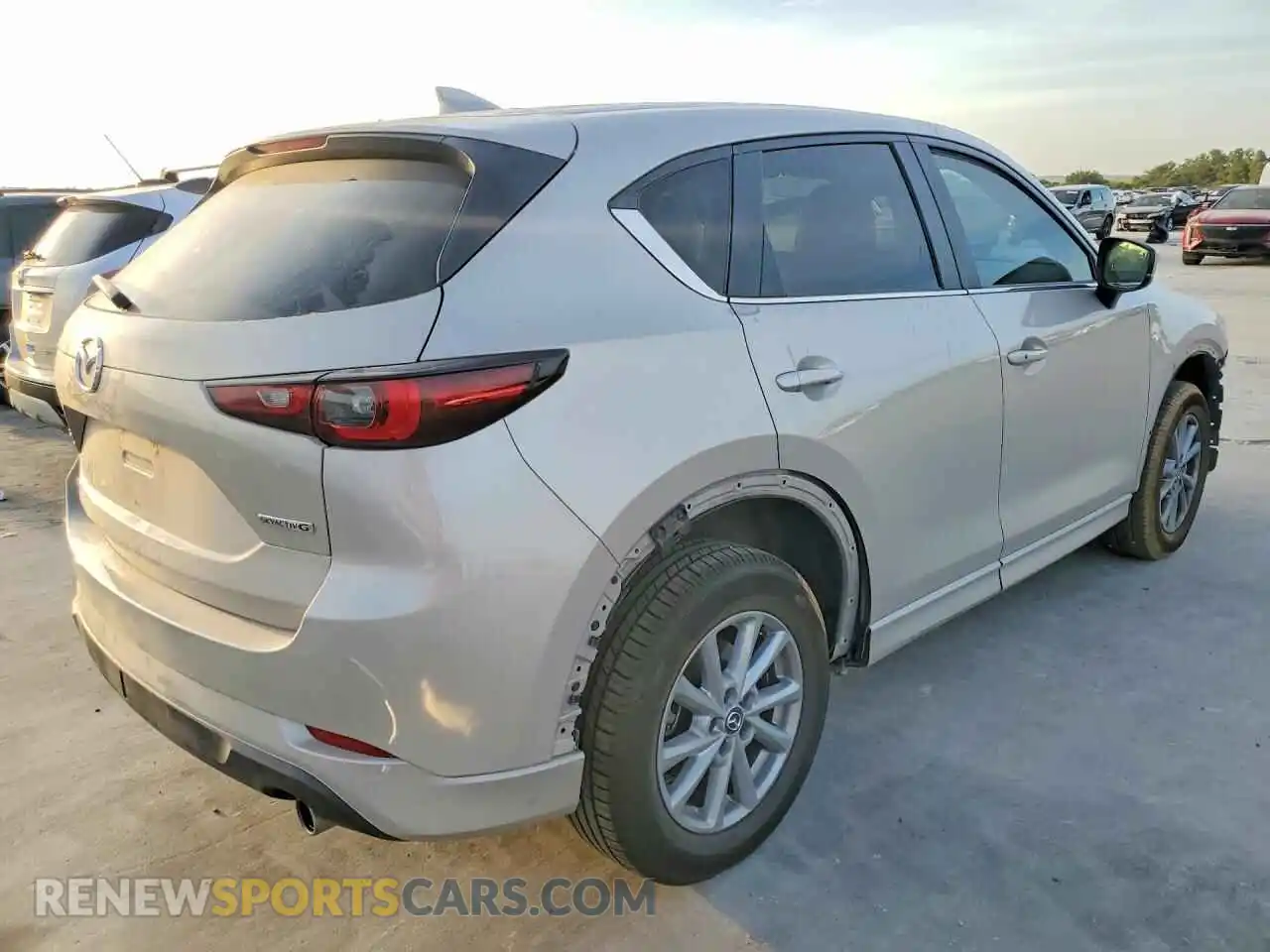 3 Фотография поврежденного автомобиля JM3KFBCL2R0473167 MAZDA CX-5 2024