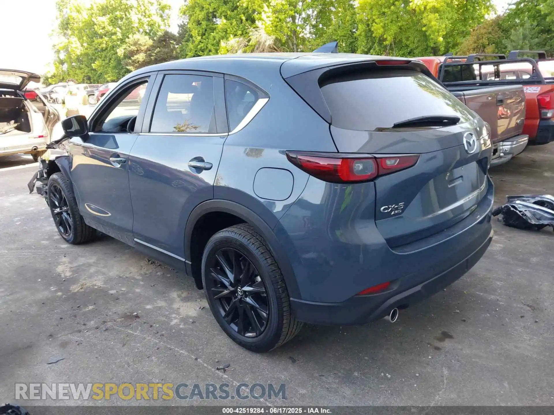 3 Photograph of a damaged car JM3KFBCL2R0500495 MAZDA CX-5 2024