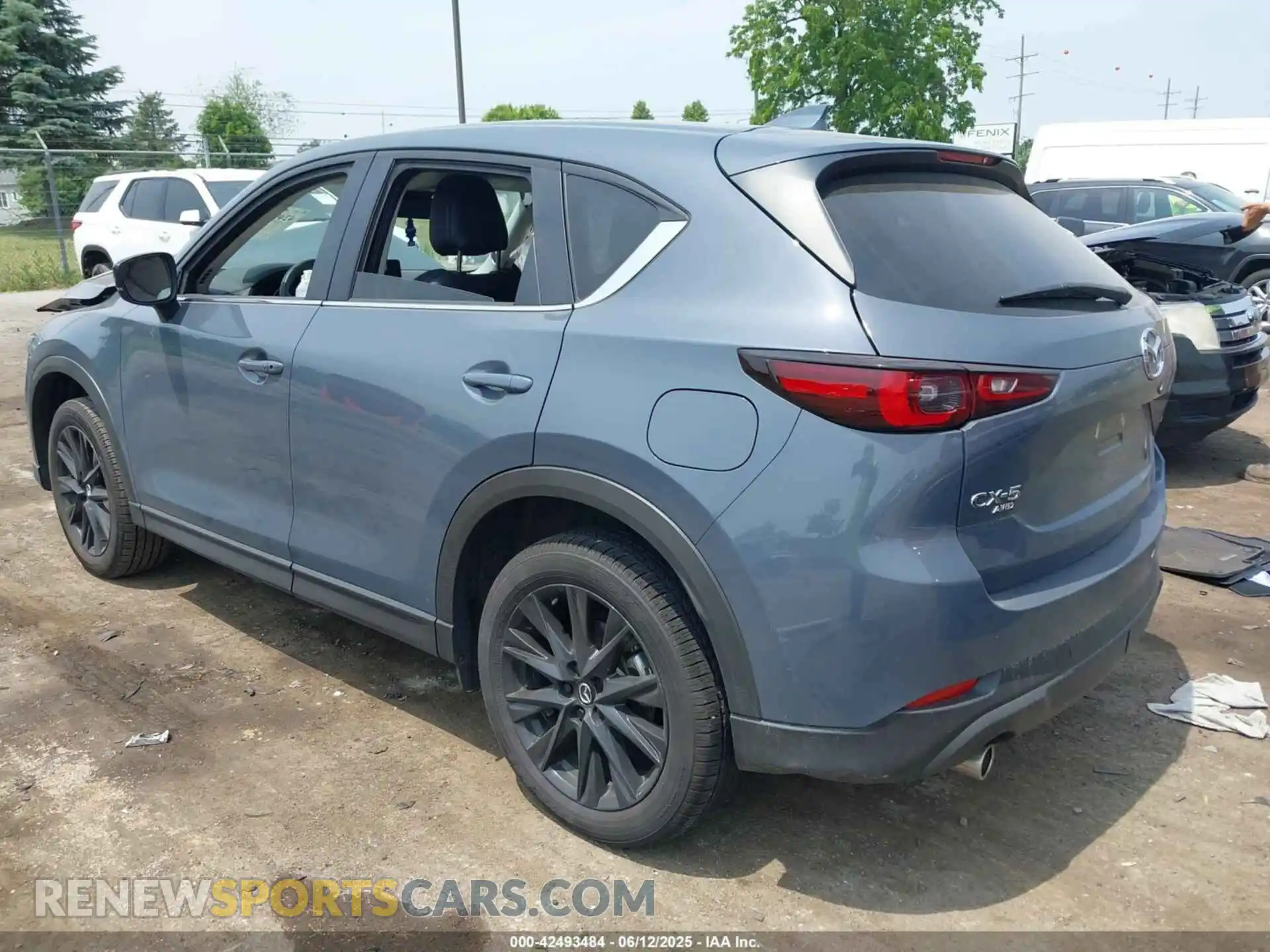 3 Photograph of a damaged car JM3KFBCL5R0487533 MAZDA CX-5 2024
