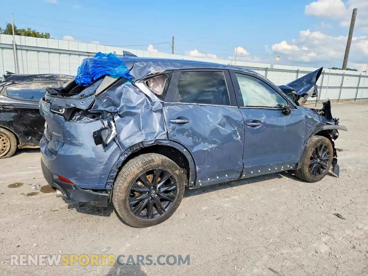 3 Photograph of a damaged car JM3KFBCLXR0515083 MAZDA CX-5 2024