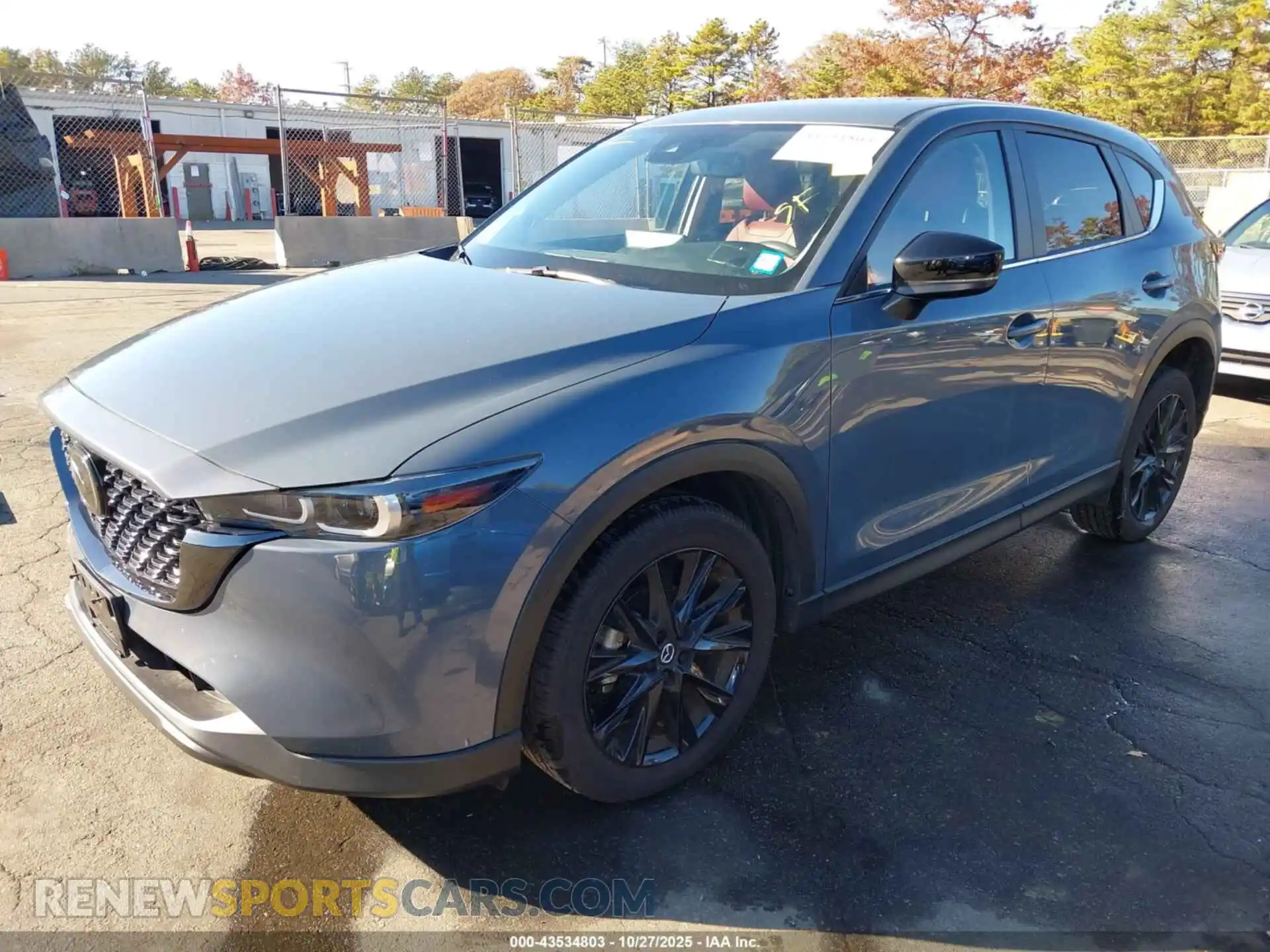 2 fotografías del automóvil dañado JM3KFBCM4R0382734 MAZDA CX-5 2024