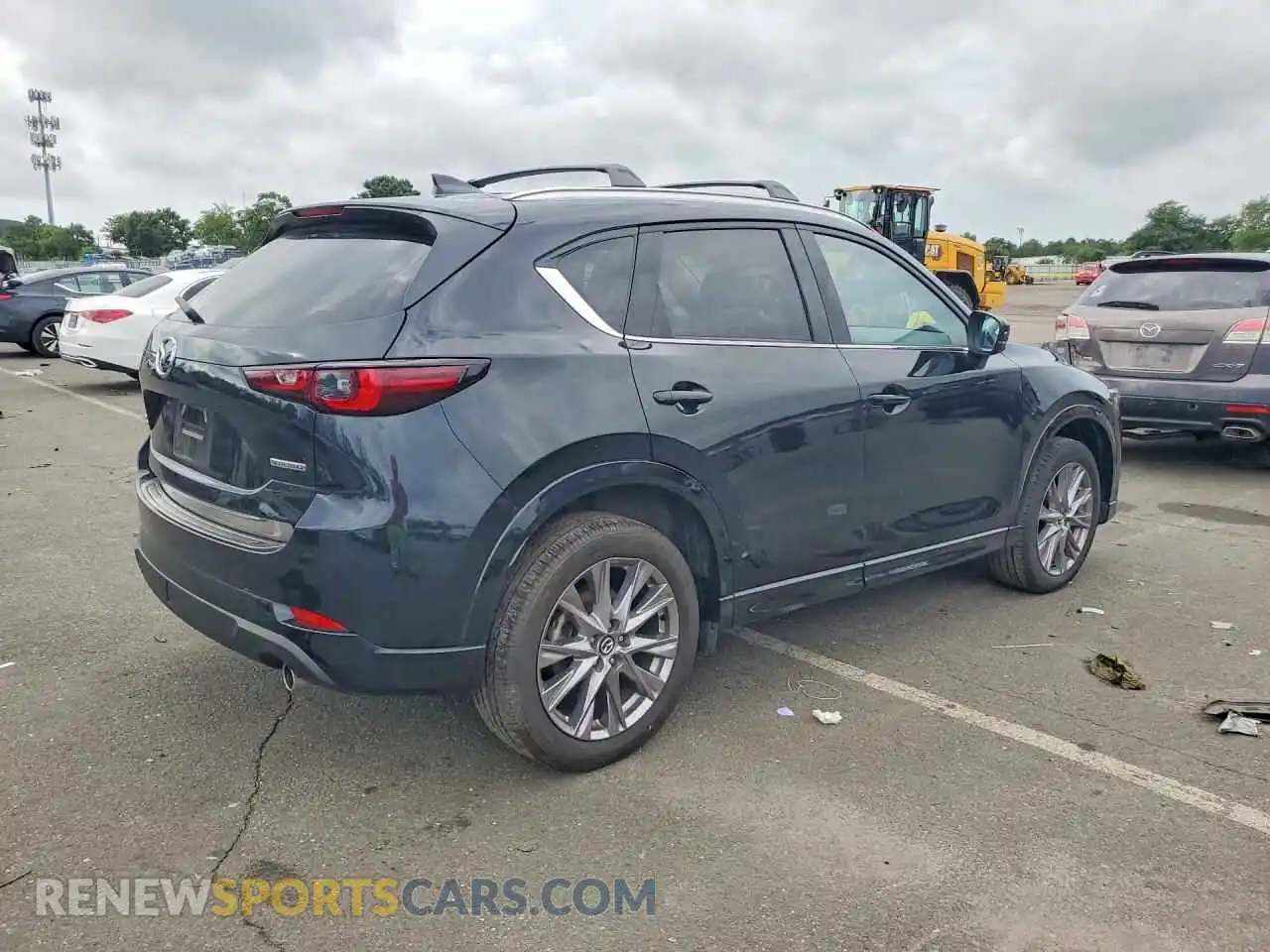 3 Photograph of a damaged car JM3KFBDL3R0467568 MAZDA CX-5 2024