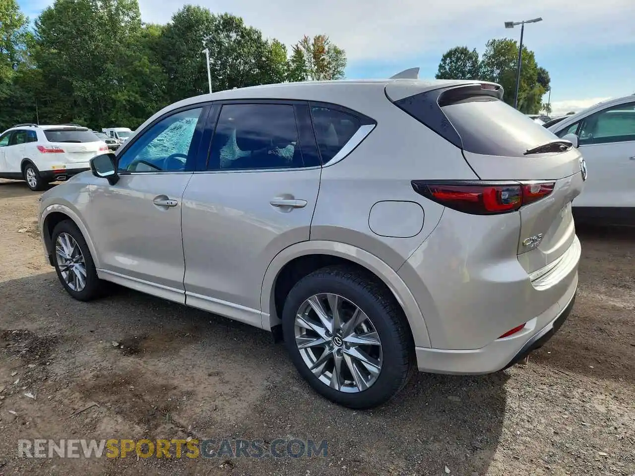 2 Photograph of a damaged car JM3KFBDLXR0537390 MAZDA CX-5 2024