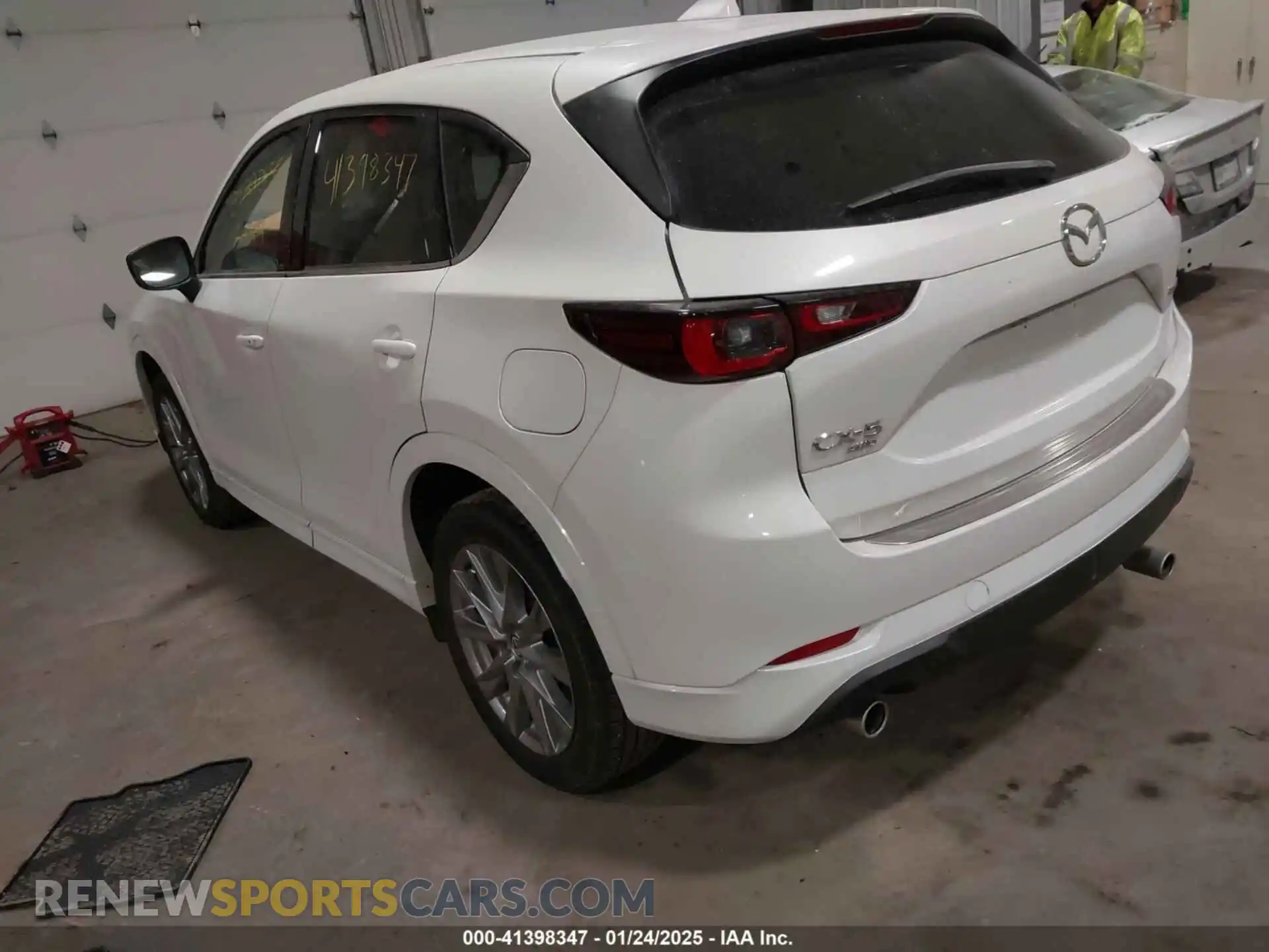 3 Photograph of a damaged car JM3KFBDM0R0387539 MAZDA CX-5 2024