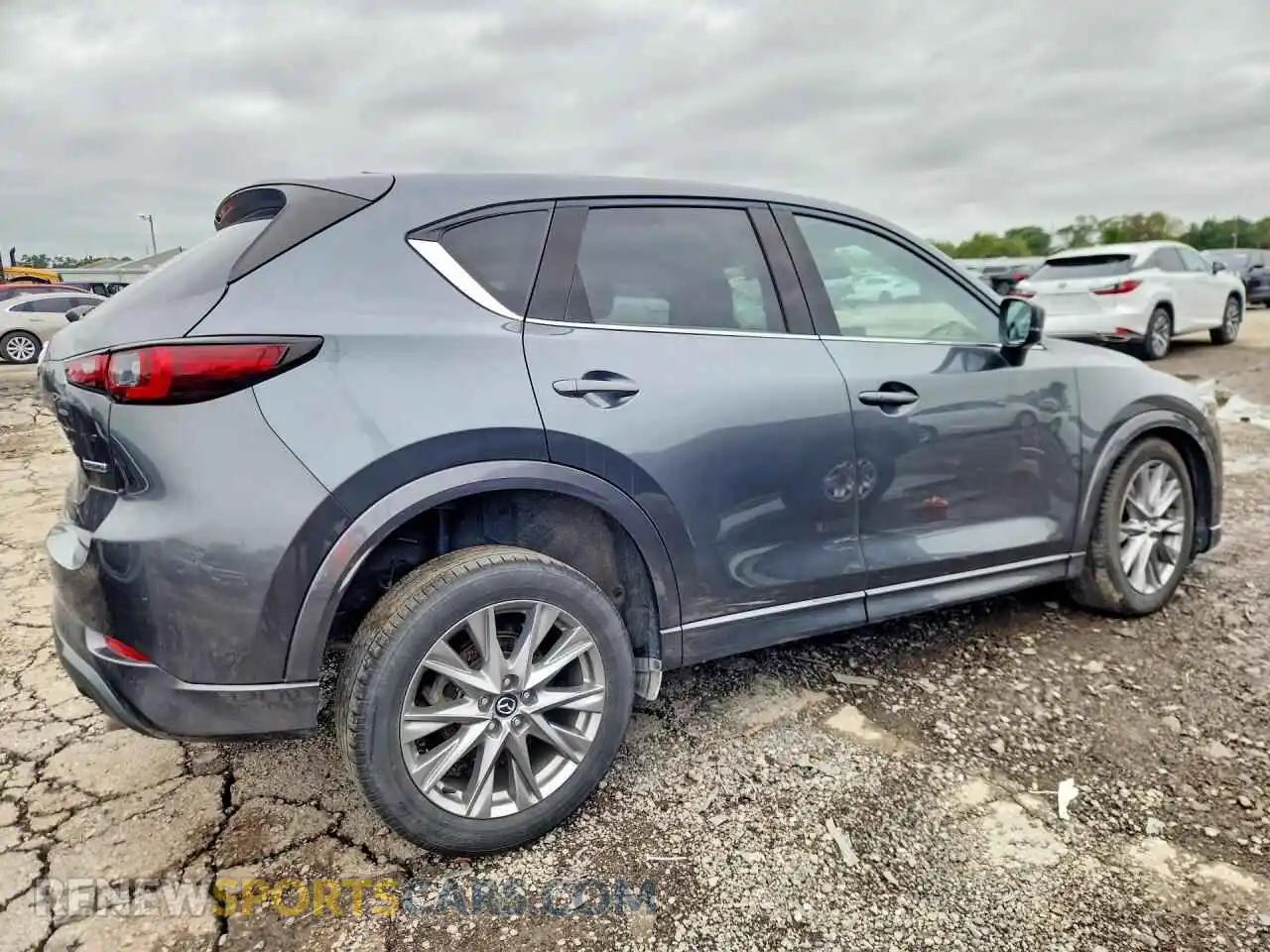 3 Photograph of a damaged car JM3KFBEL7R0435222 MAZDA CX-5 2024