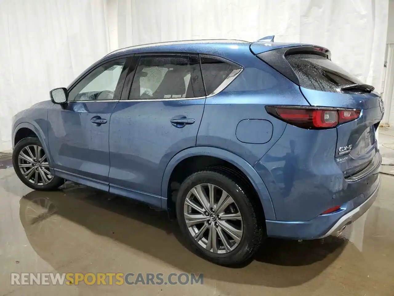 2 fotografías del automóvil dañado JM3KFBXY8R0366999 MAZDA CX-5 2024