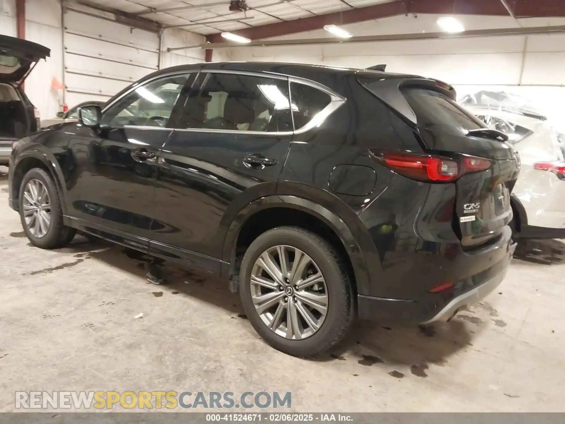 3 Photograph of a damaged car JM3KFBXY8R0372916 MAZDA CX-5 2024