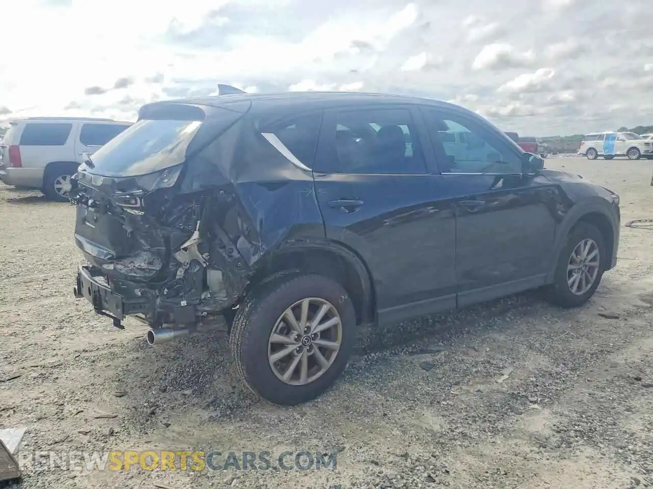 3 fotografías del automóvil dañado JM3KFBAL0S0661789 MAZDA CX-5 2025