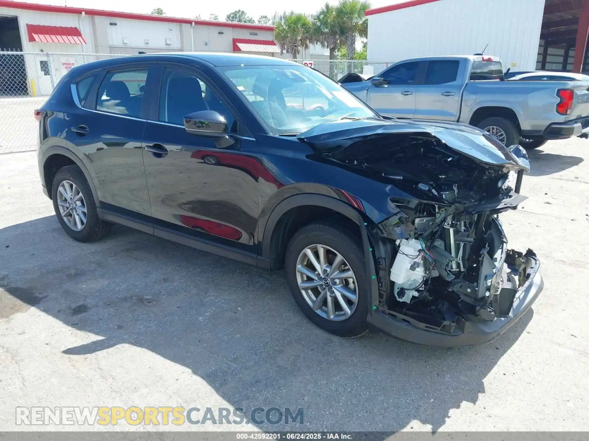 1 Photograph of a damaged car JM3KFBAL2S0555179 MAZDA CX-5 2025
