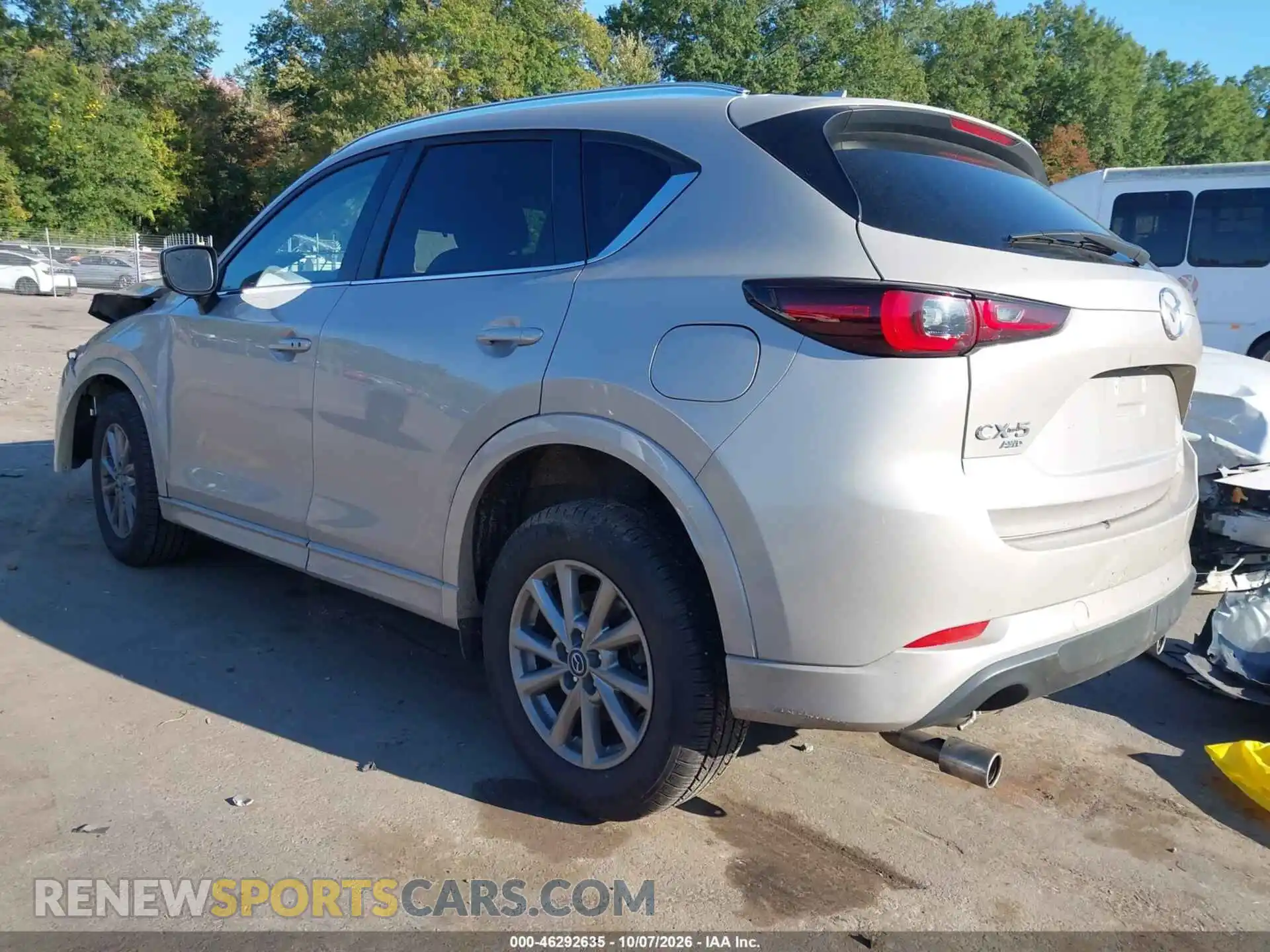 3 fotografías del automóvil dañado JM3KFBBL4S0702648 MAZDA CX-5 2025