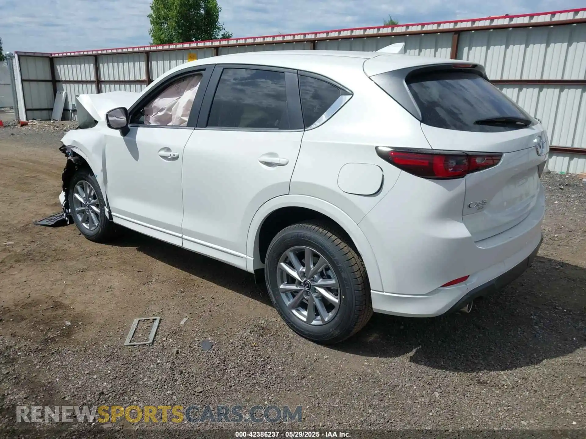 3 Photograph of a damaged car JM3KFBBL8S0676751 MAZDA CX-5 2025