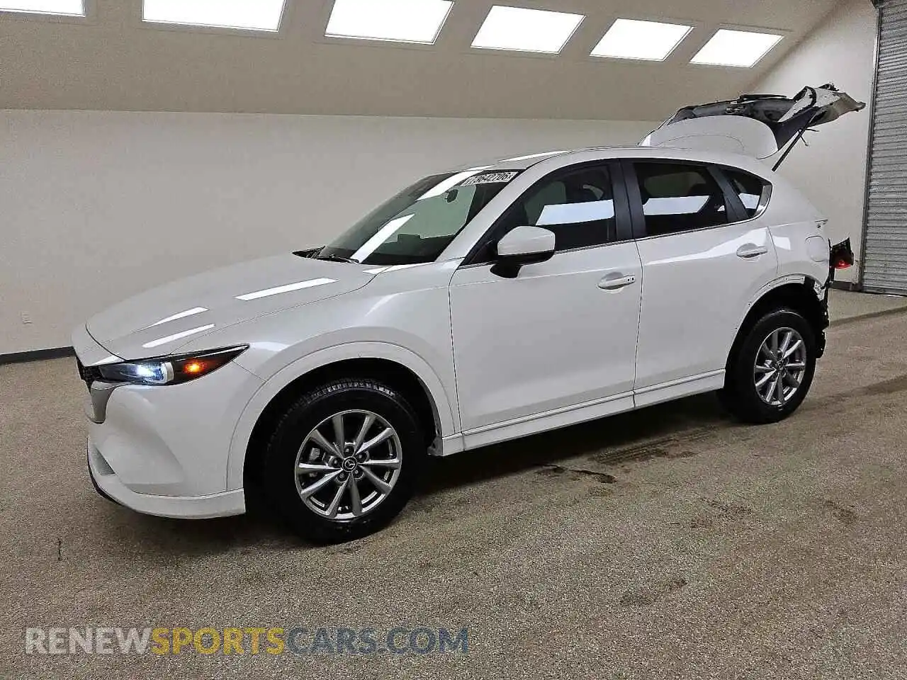 1 Photograph of a damaged car JM3KFBBLXS0577610 MAZDA CX-5 2025