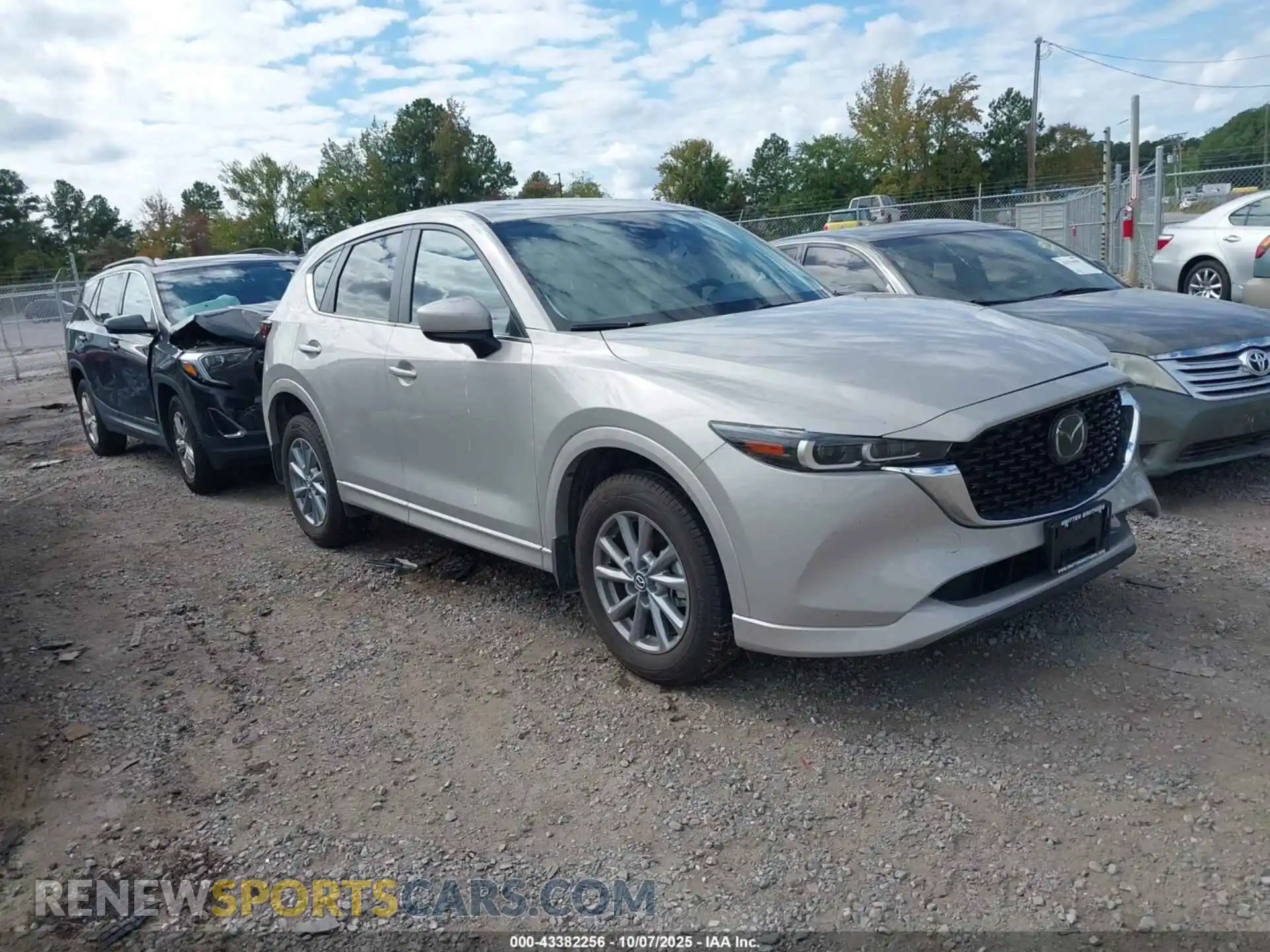 1 Photograph of a damaged car JM3KFBCL2S0656977 MAZDA CX-5 2025
