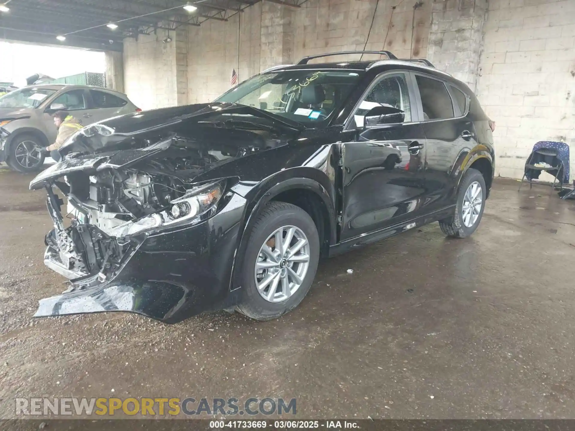 2 fotografías del automóvil dañado JM3KFBCL8S0569116 MAZDA CX-5 2025