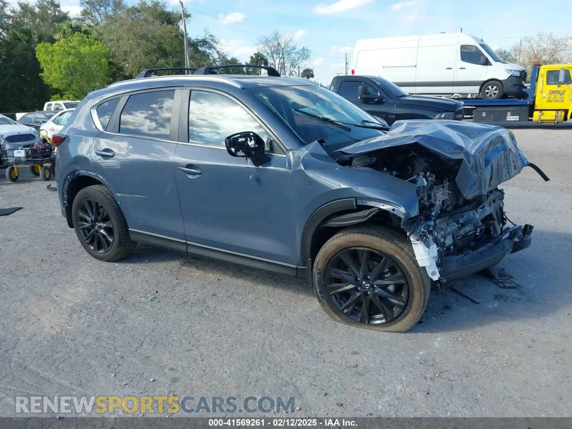 1 Photograph of a damaged car JM3KFBCM0S0564100 MAZDA CX-5 2025