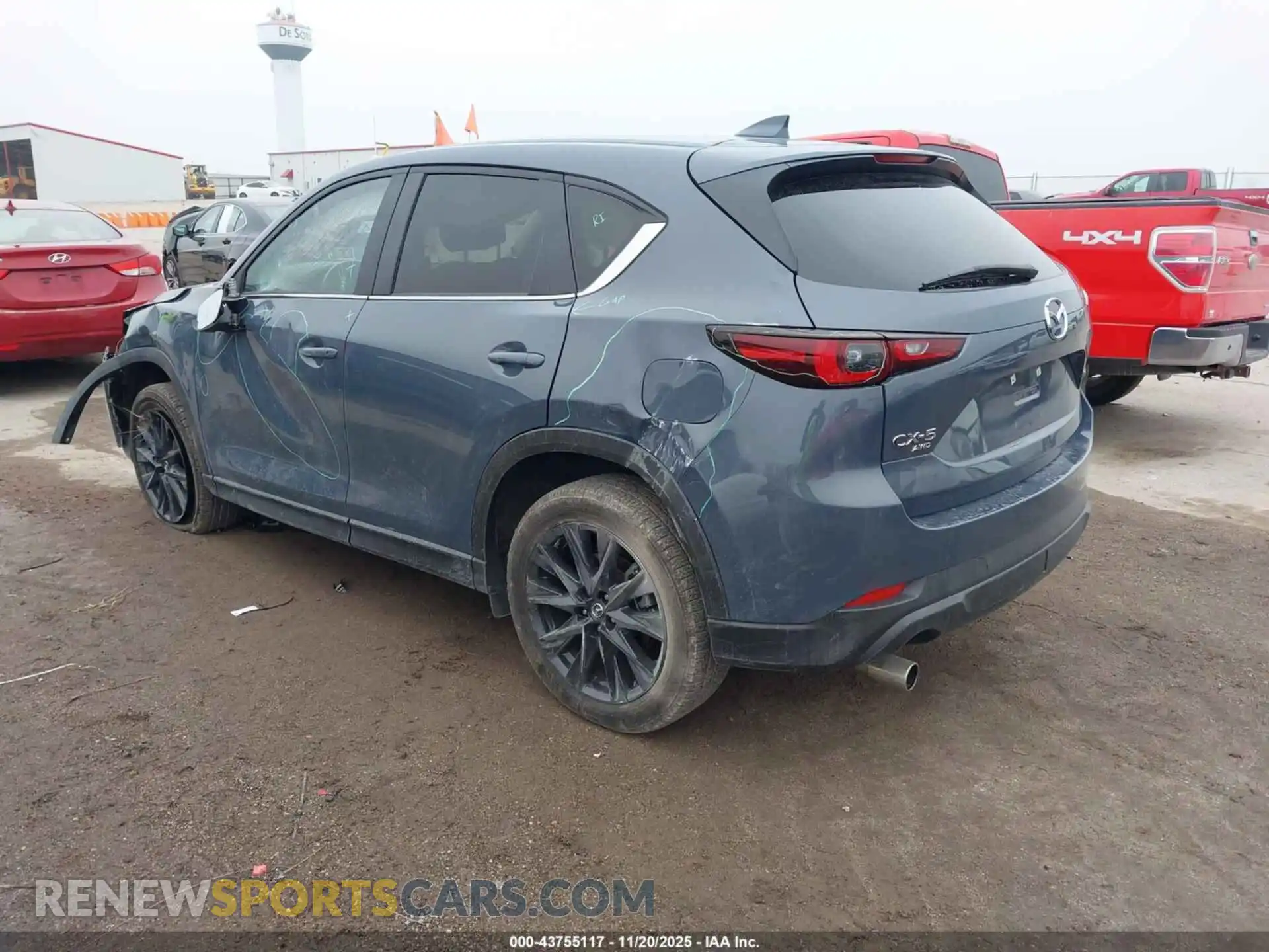 3 Photograph of a damaged car JM3KFBCM0S0565568 MAZDA CX-5 2025