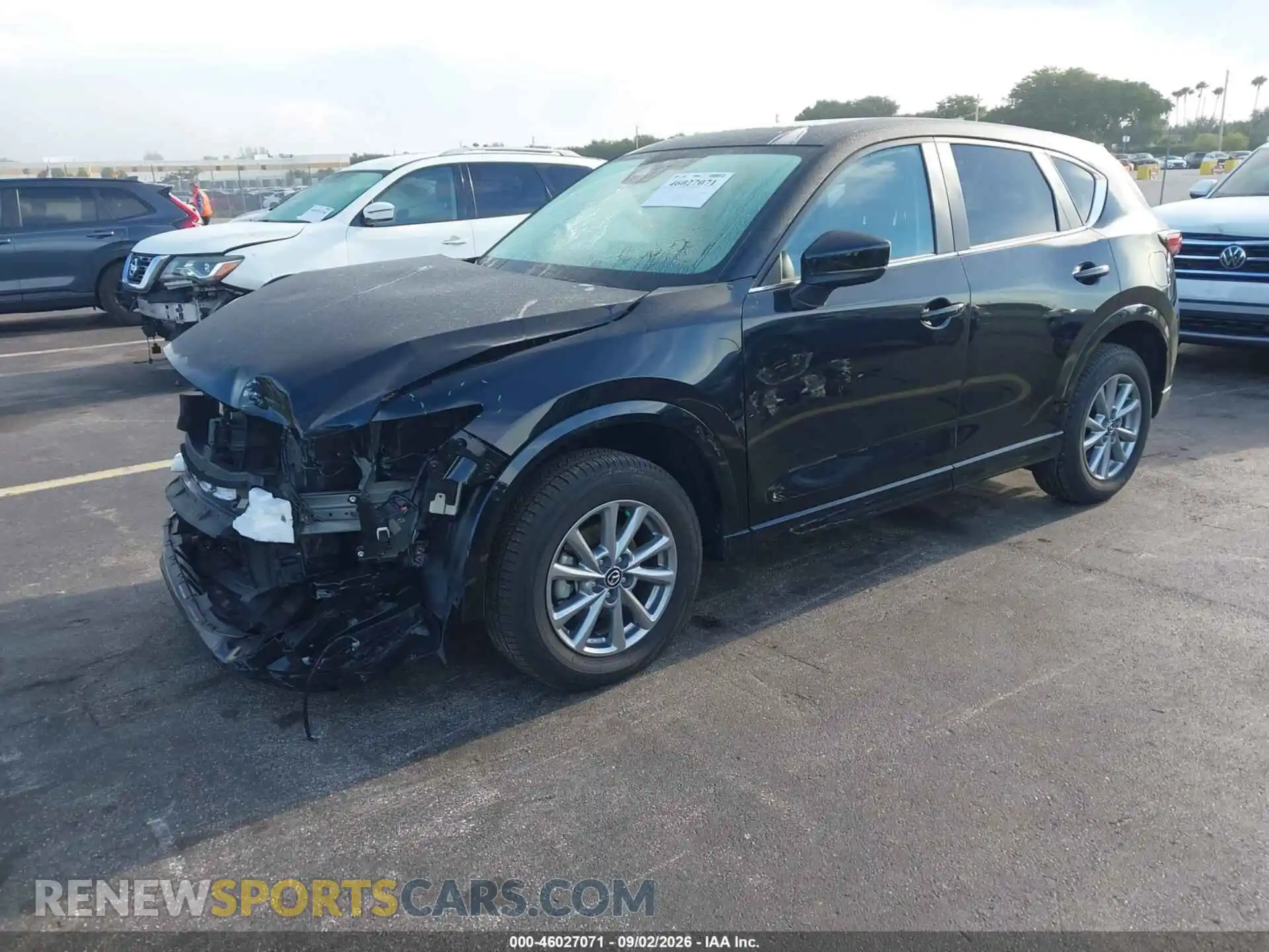 2 fotografías del automóvil dañado JM3KFBCM4S0768494 MAZDA CX-5 2025