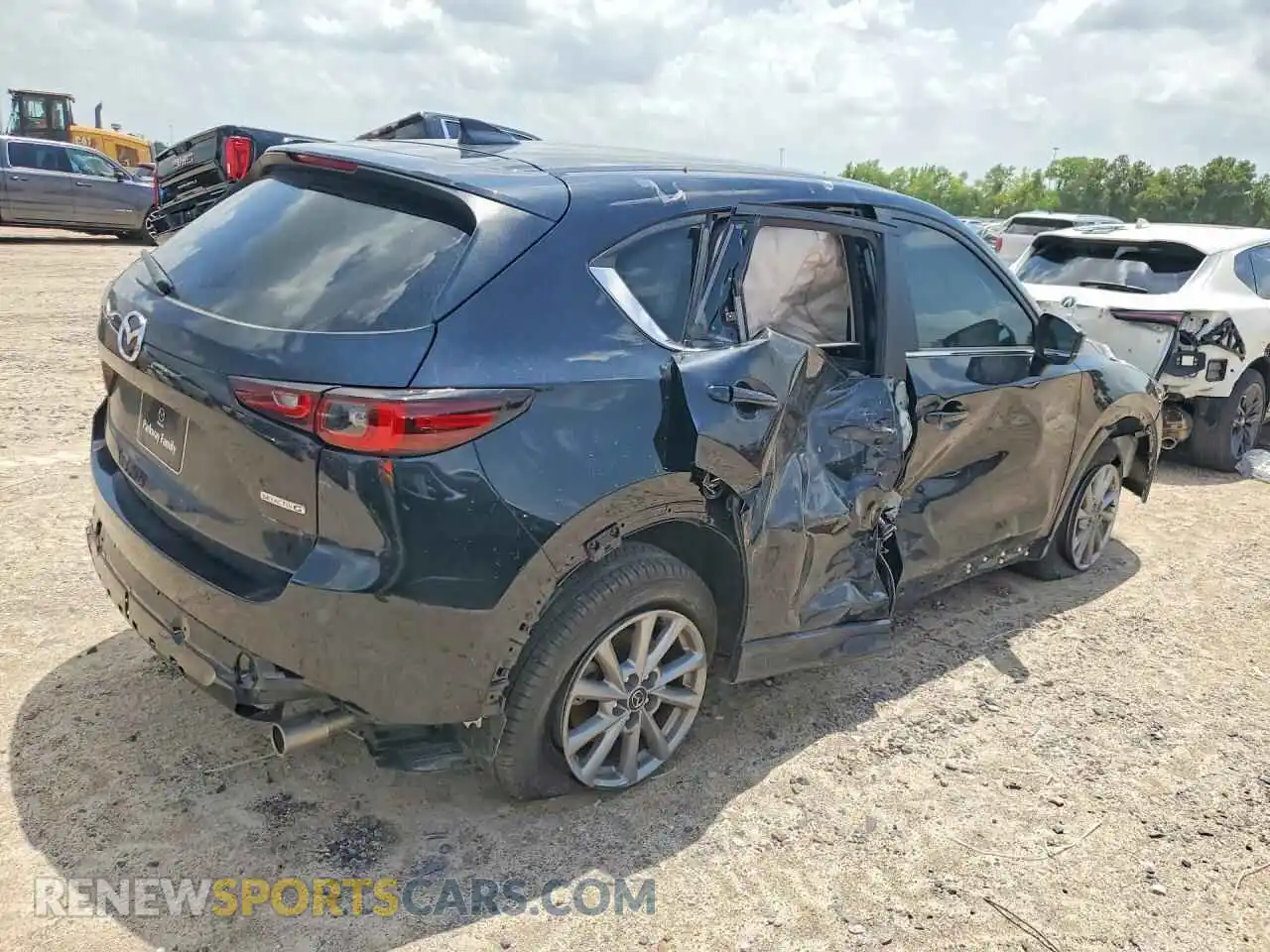 3 Photograph of a damaged car JM3KFBCM7S0720357 MAZDA CX-5 2025