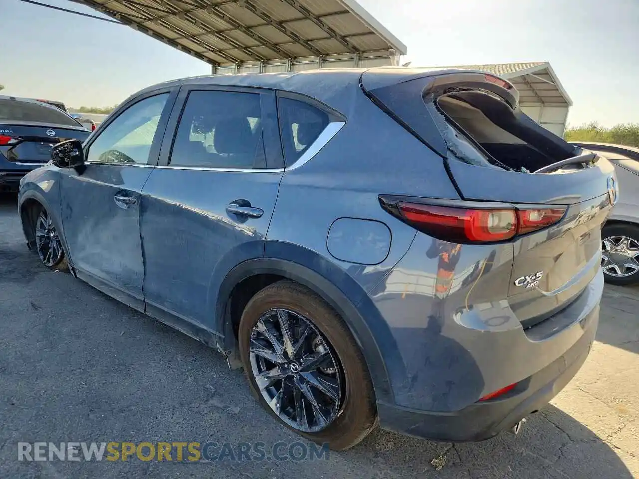 2 fotografías del automóvil dañado JM3KFBCM9S0678192 MAZDA CX-5 2025