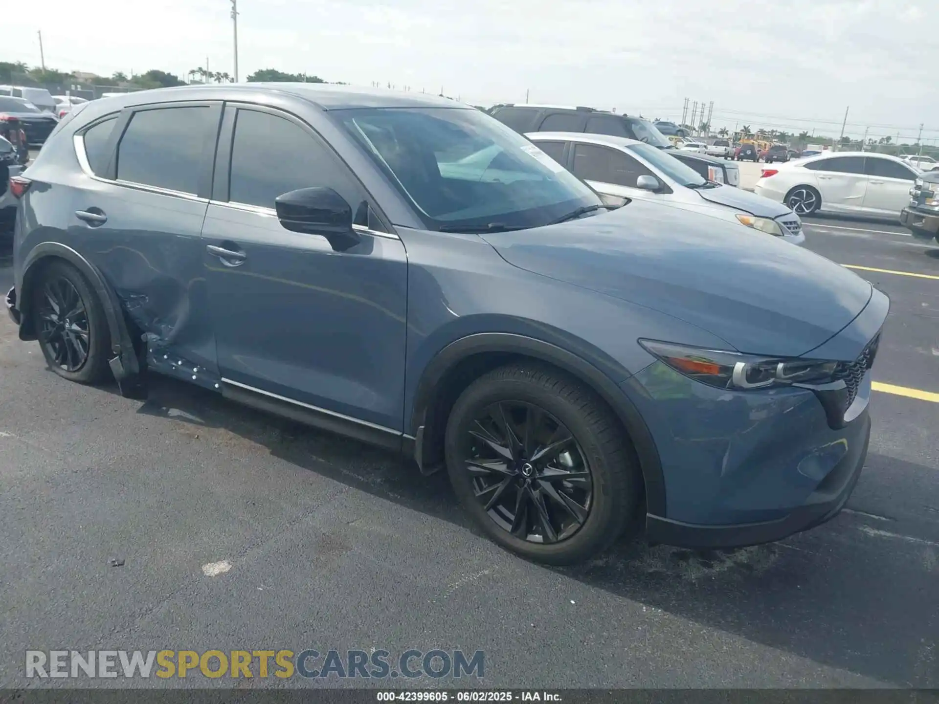1 Photograph of a damaged car JM3KFBCMXS0618938 MAZDA CX-5 2025