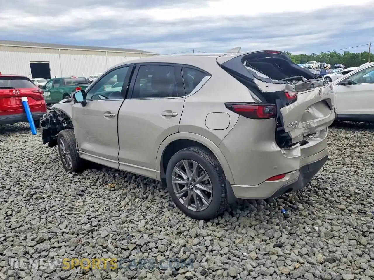 2 Photograph of a damaged car JM3KFBEM2S0715323 MAZDA CX-5 2025