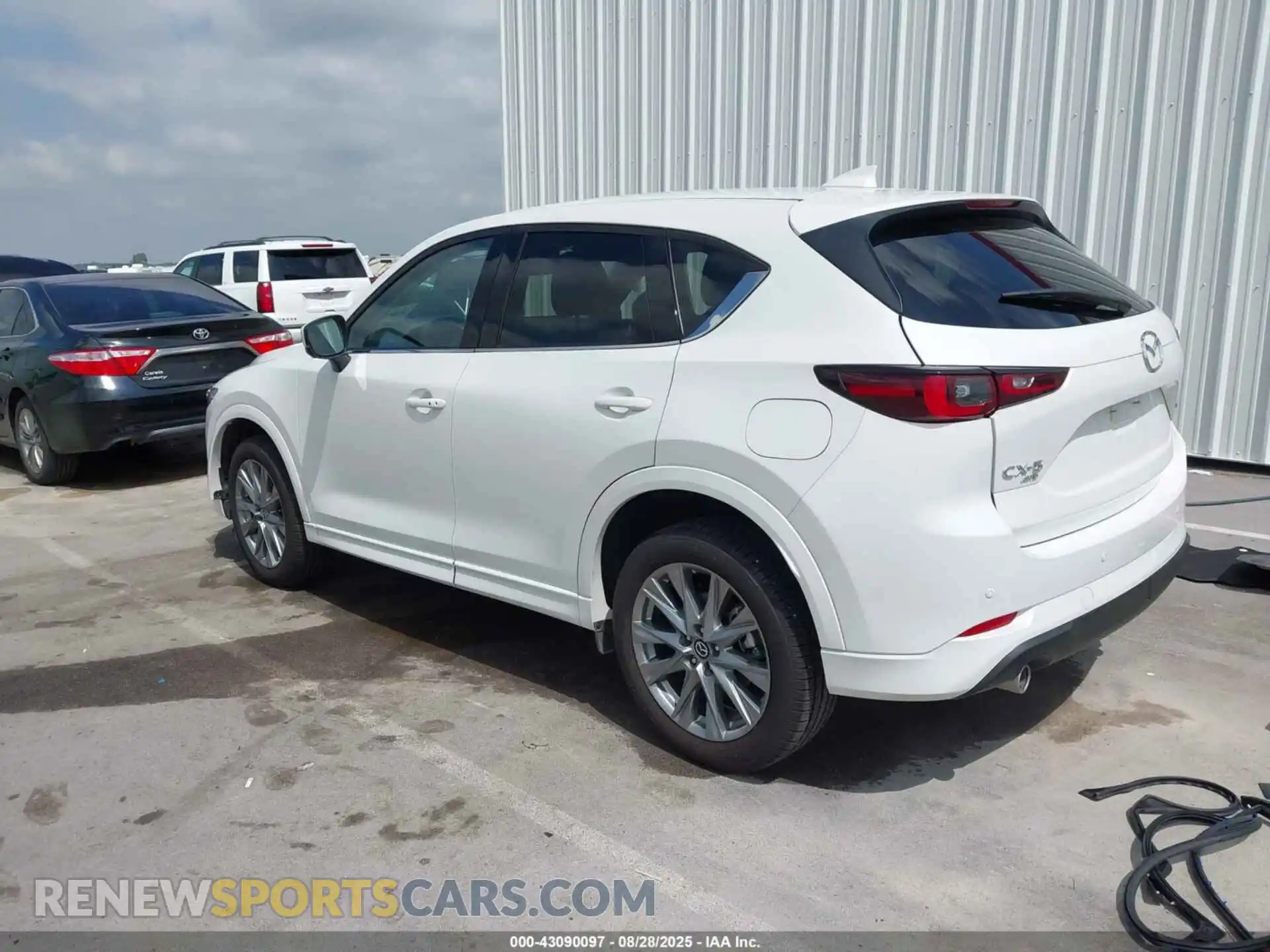 3 Photograph of a damaged car JM3KFBEM3S0636758 MAZDA CX-5 2025