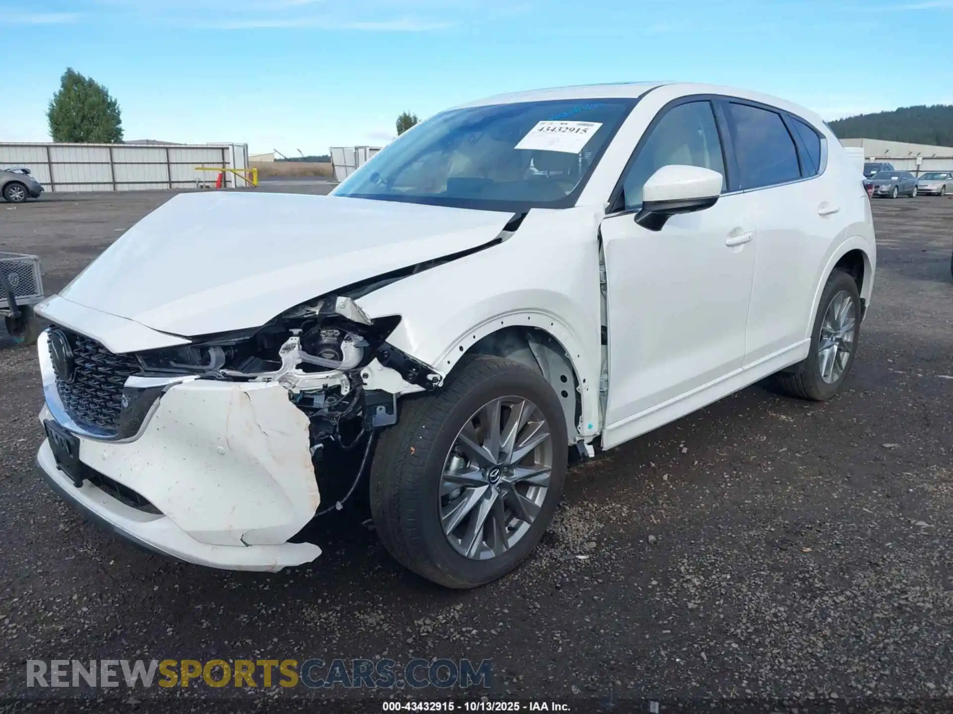 2 Photograph of a damaged car JM3KFBEM4S0714982 MAZDA CX-5 2025