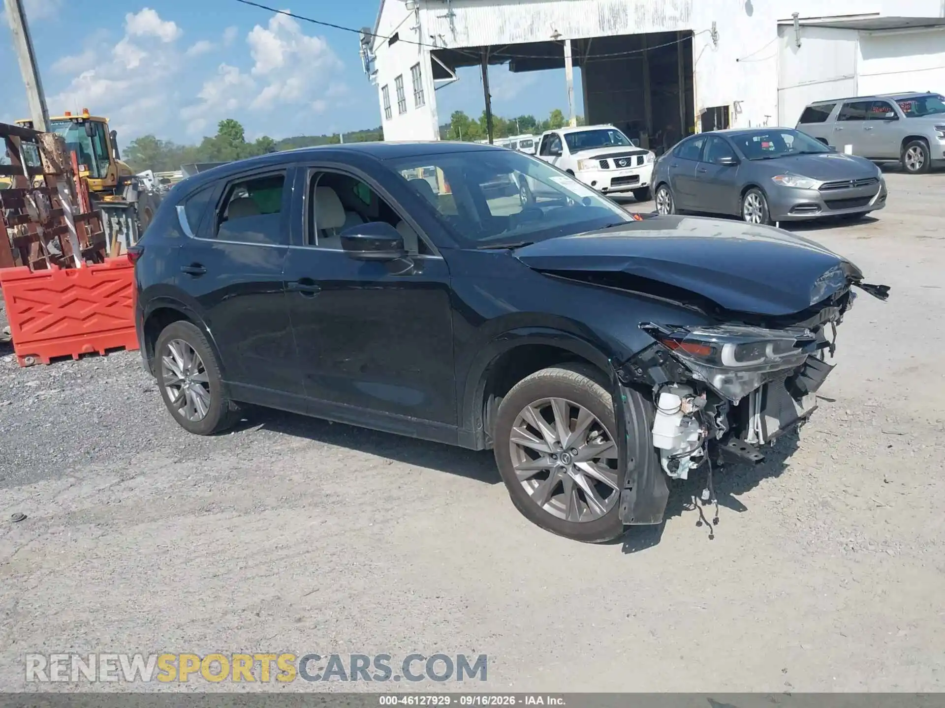 1 Photograph of a damaged car JM3KFBEM7S0570716 MAZDA CX-5 2025