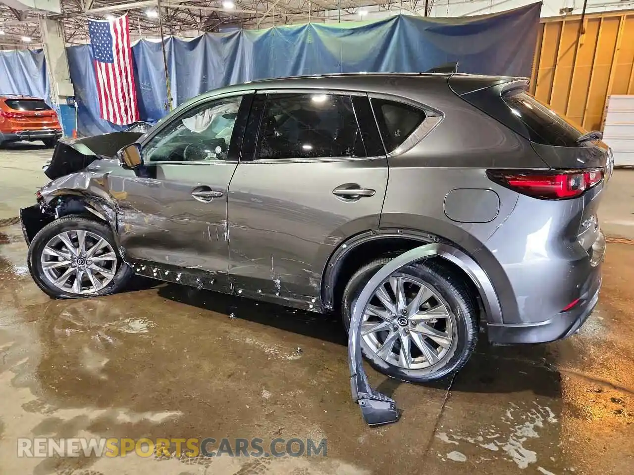 2 fotografías del automóvil dañado JM3KFBEM7S0803297 MAZDA CX-5 2025