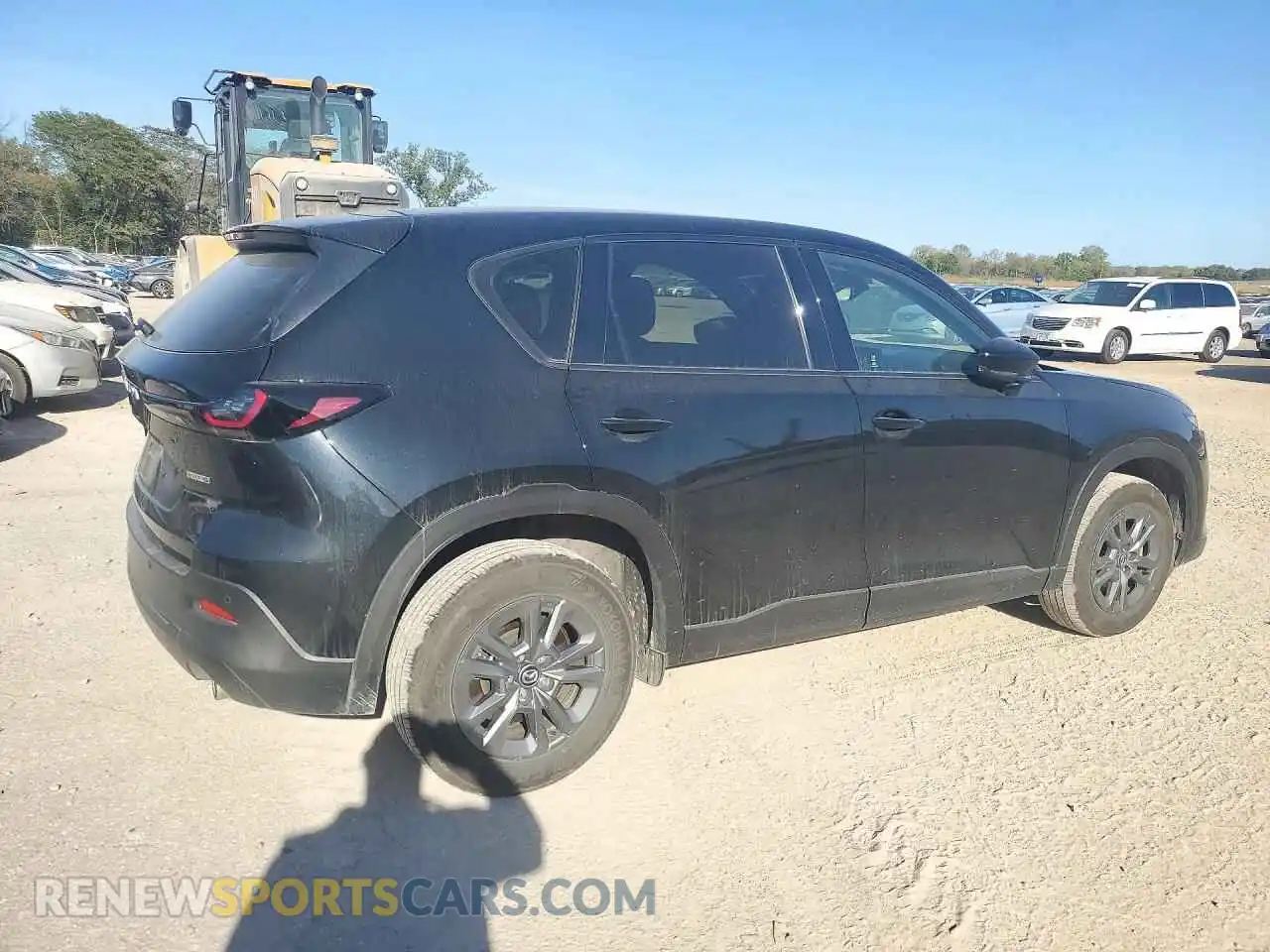 3 fotografías del automóvil dañado JM3KMBHA3T0146670 MAZDA CX-5 2026