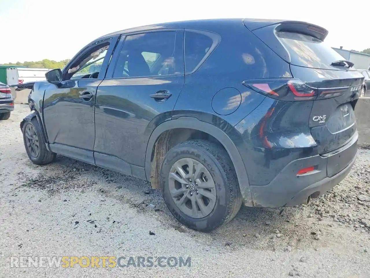 2 fotografías del automóvil dañado JM3KMBHA3T0147205 MAZDA CX-5 2026