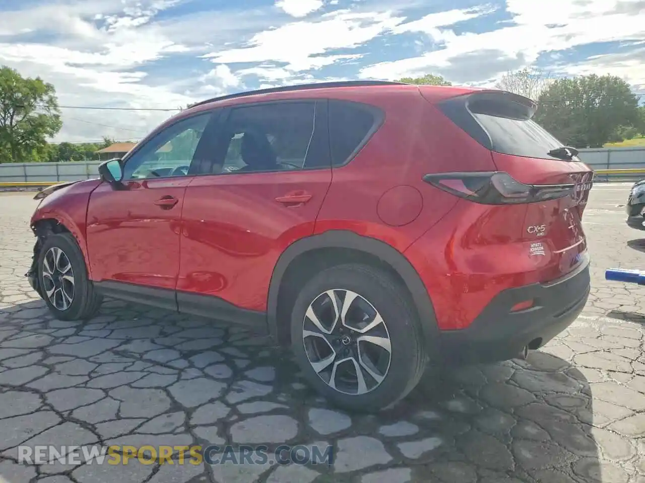 2 fotografías del automóvil dañado JM3KMCHAXT0118113 MAZDA CX-5 2026